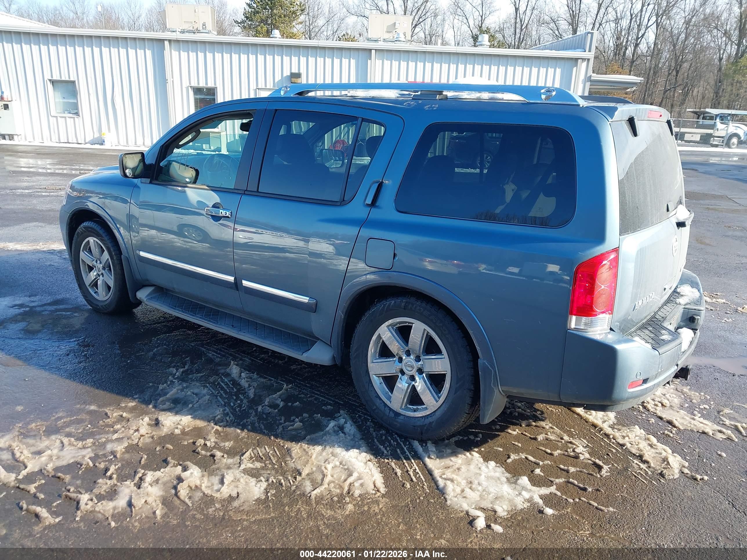 NISSAN ARMADA image 3