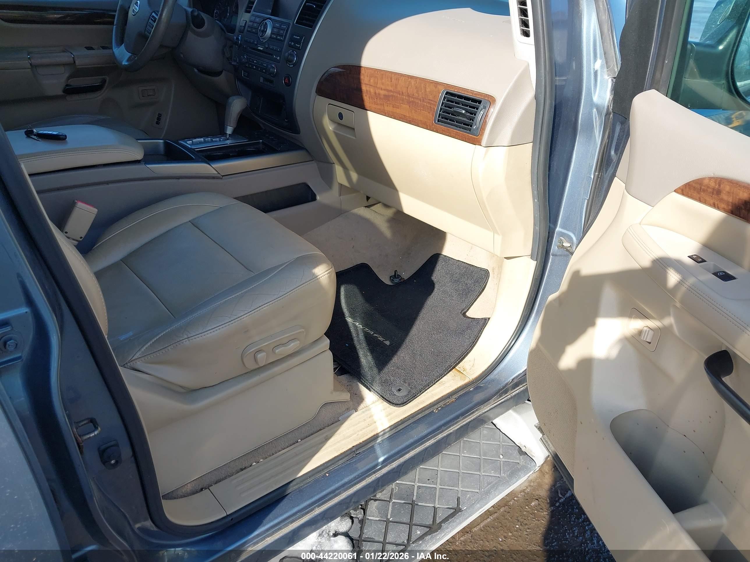 NISSAN ARMADA image 5