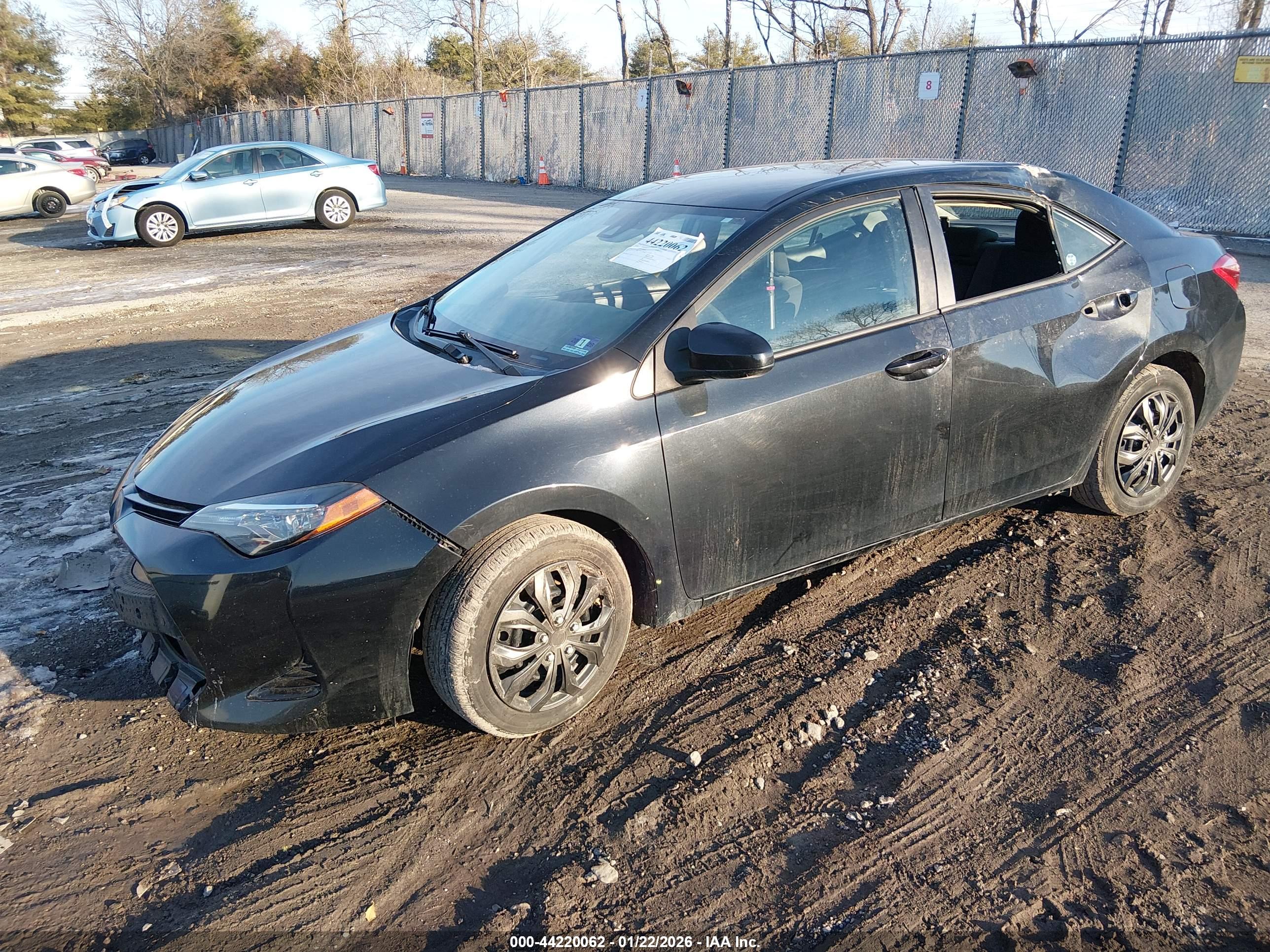 TOYOTA COROLLA image 2
