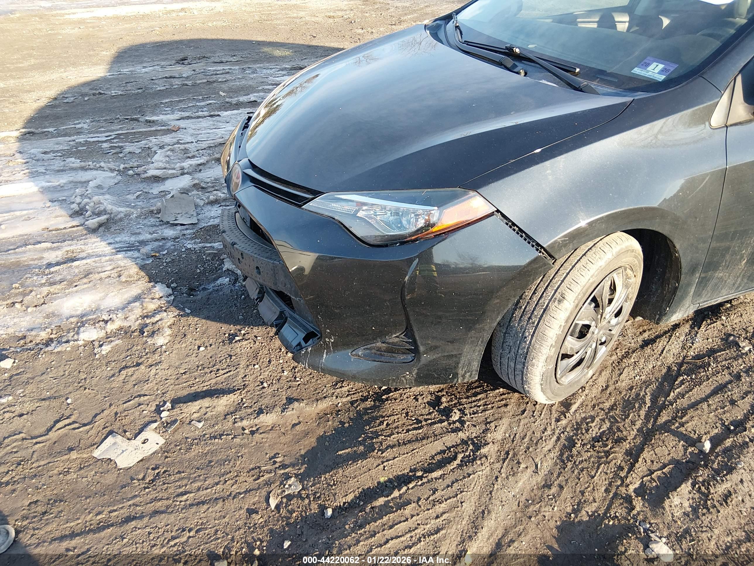 TOYOTA COROLLA image 6