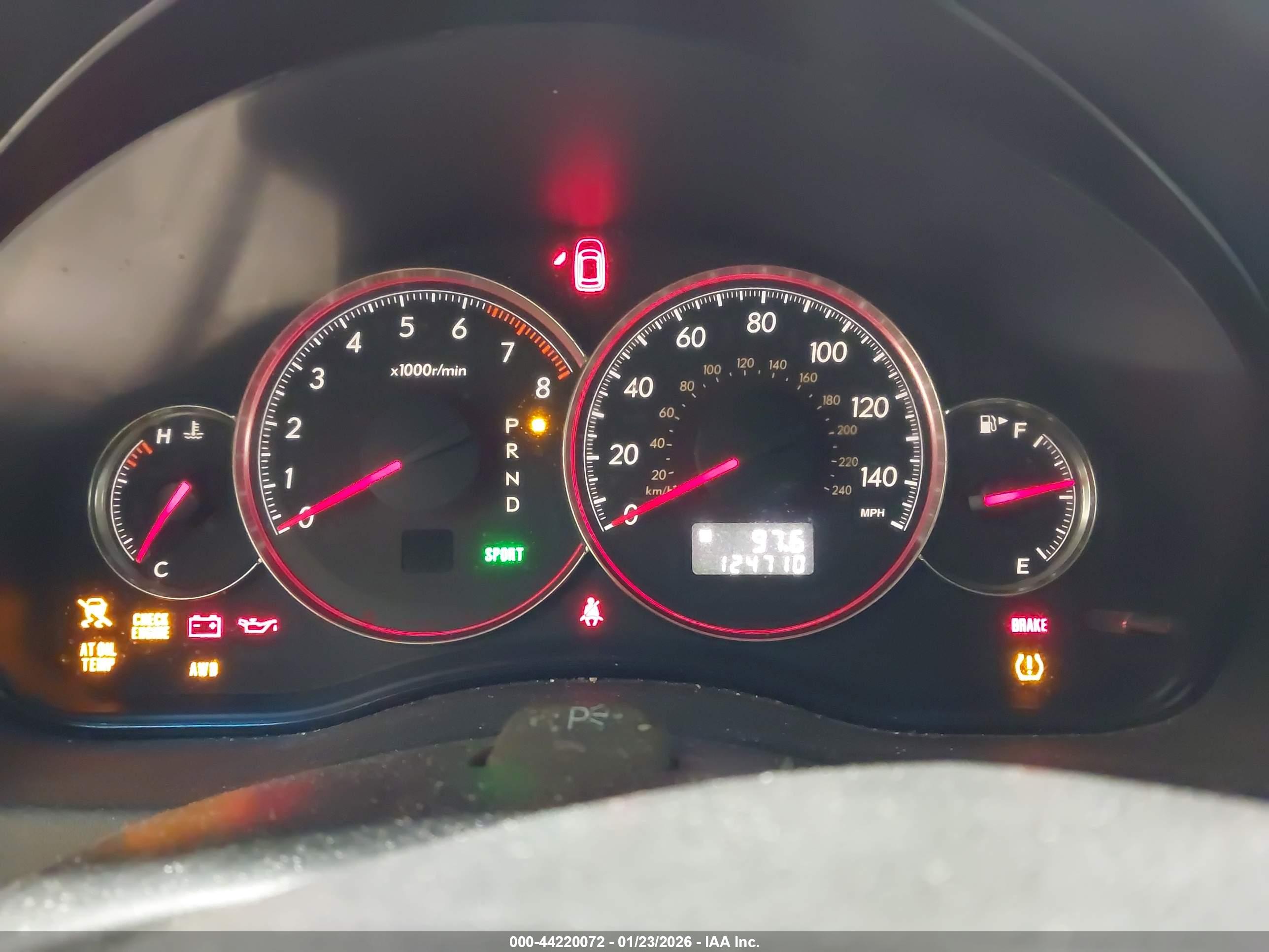 SUBARU OUTBACK image 7