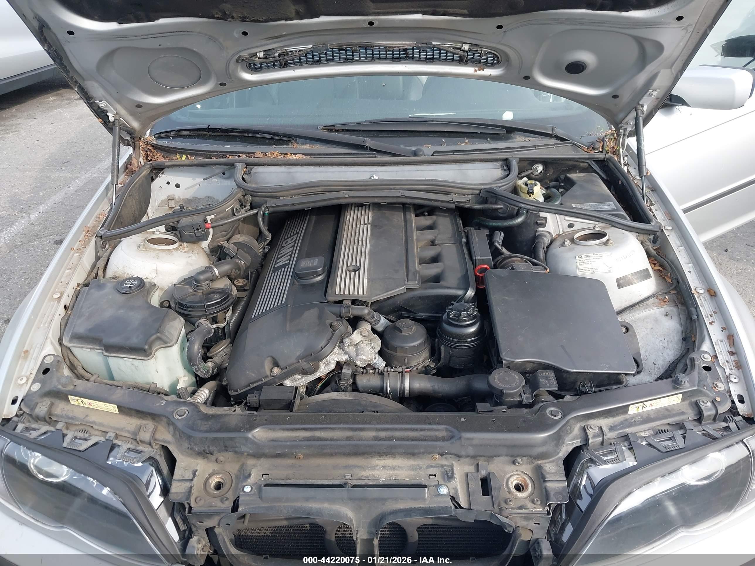 BMW 330I image 10
