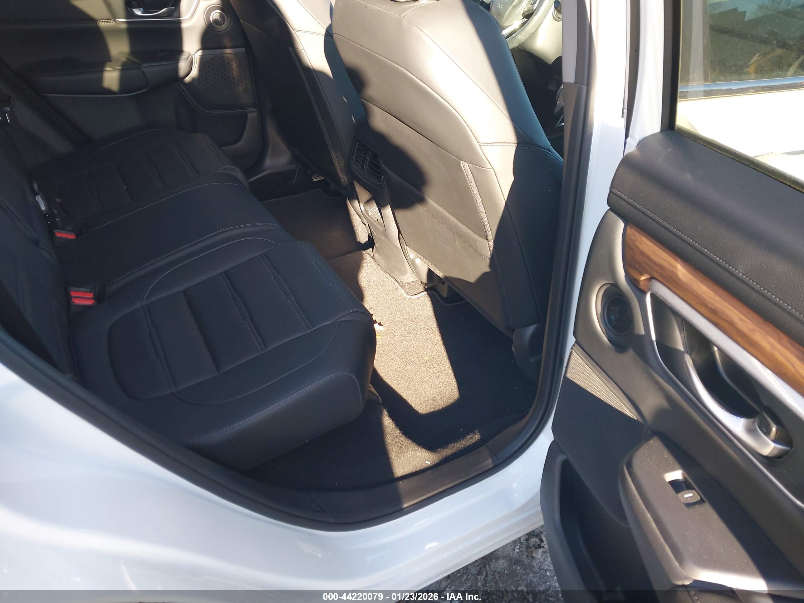 HONDA CR-V image 8