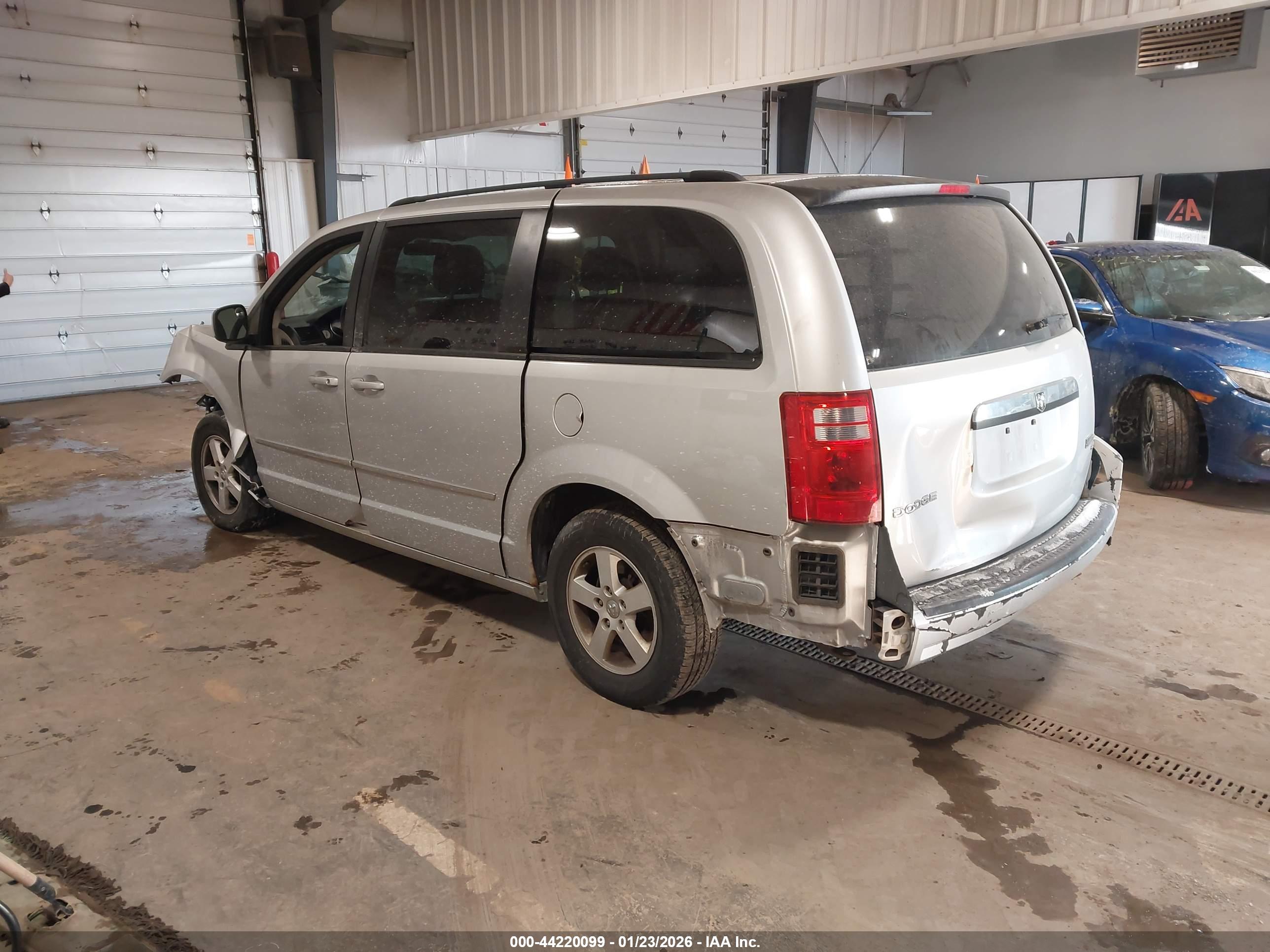 DODGE GRAND image 3