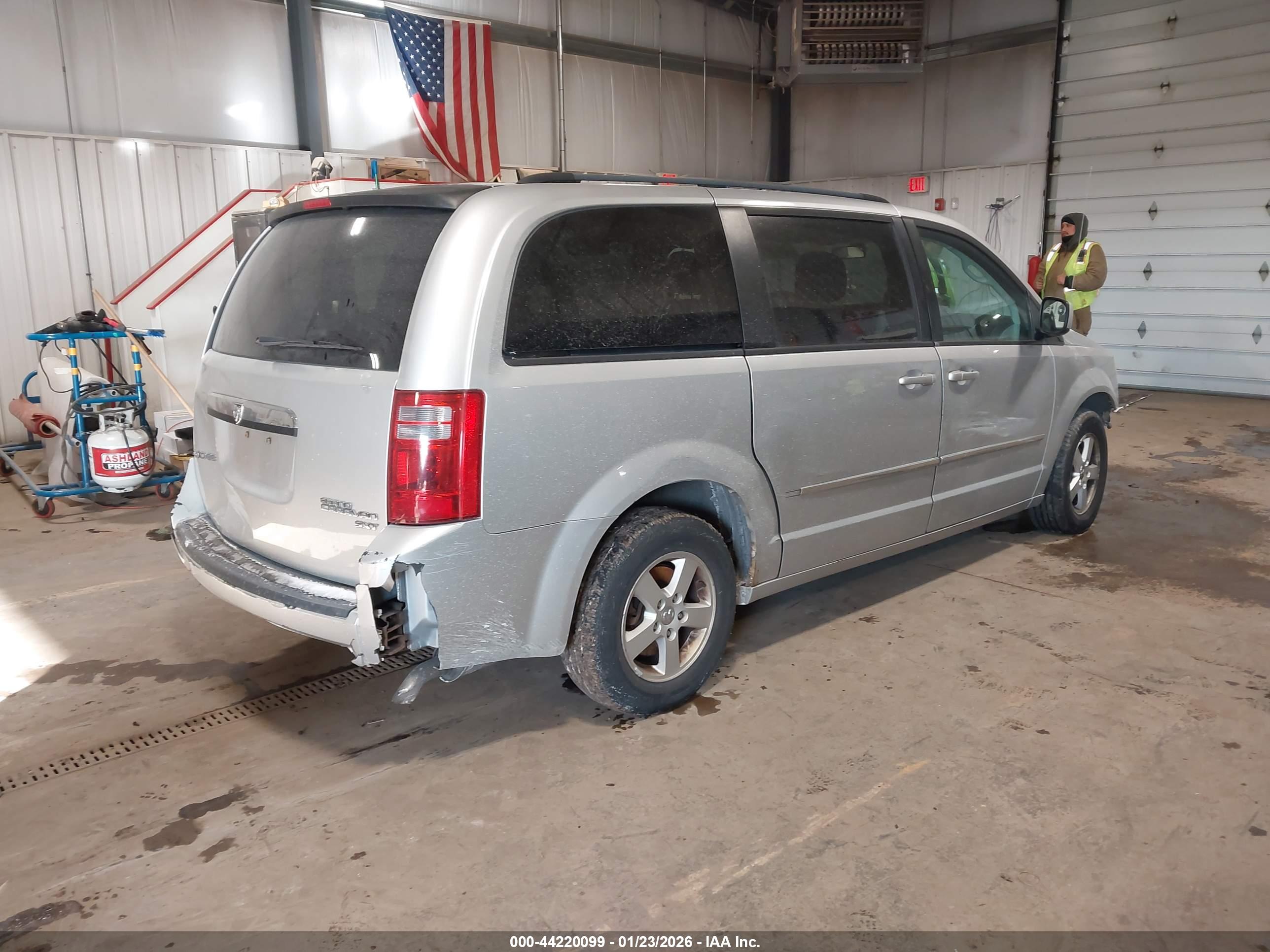 DODGE GRAND image 4