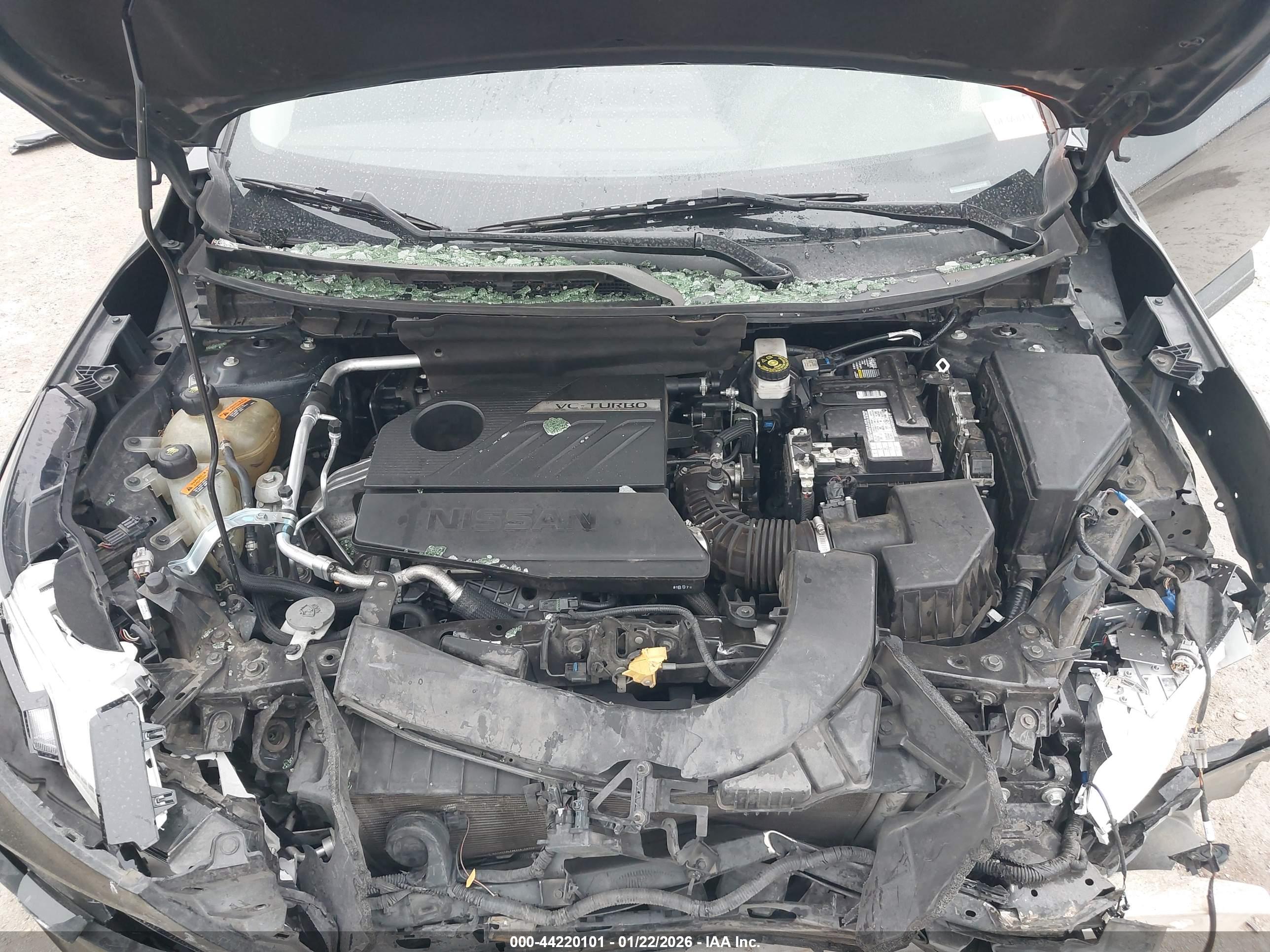 NISSAN ROGUE image 10