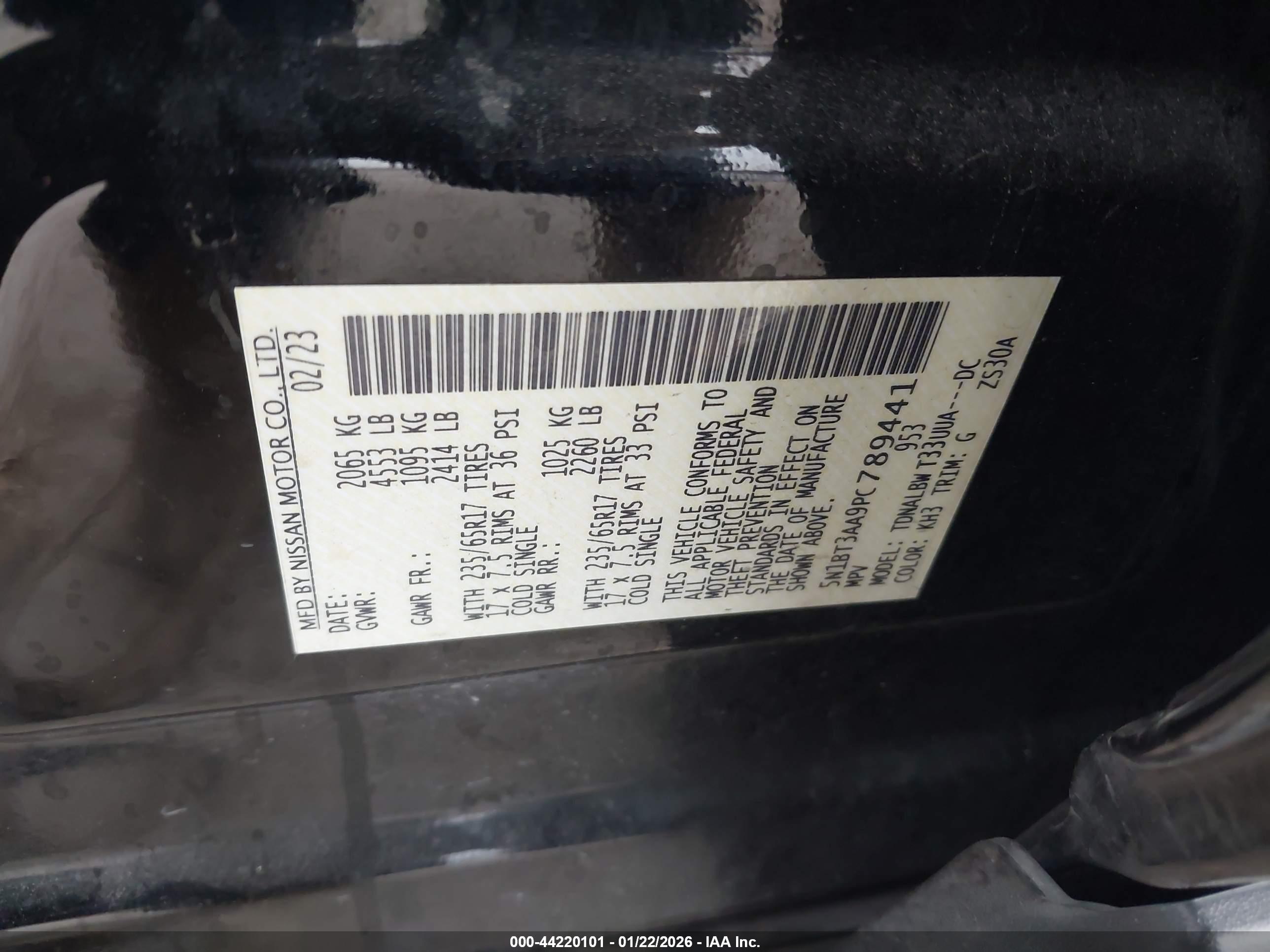 NISSAN ROGUE image 9