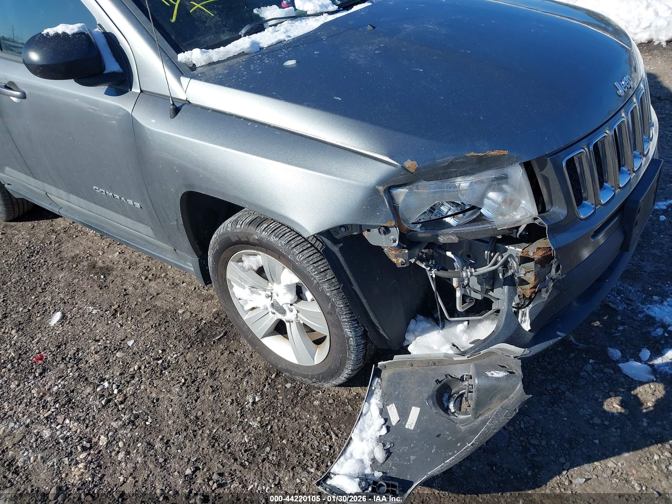 JEEP COMPASS image 6