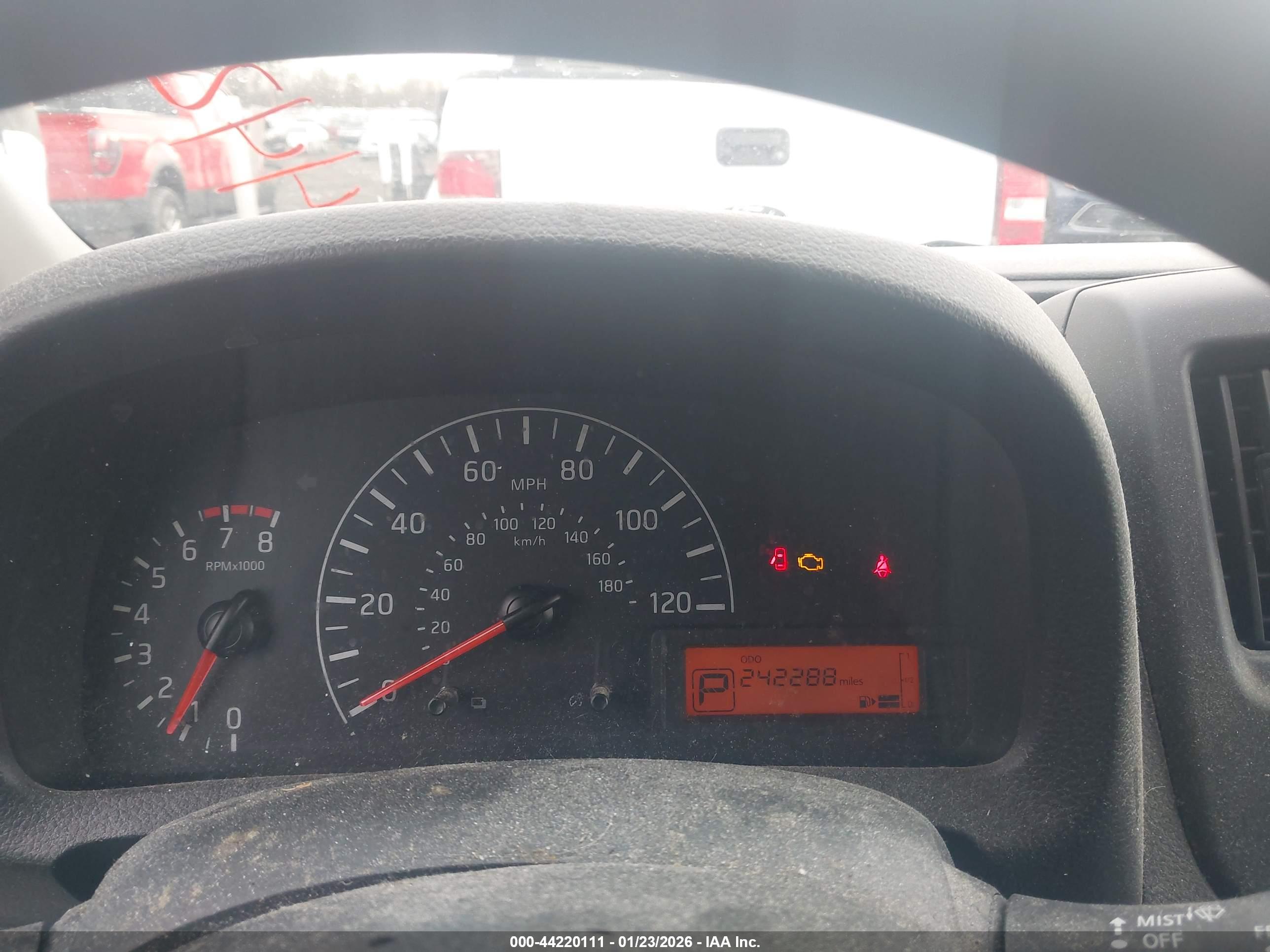 NISSAN NV200 image 7