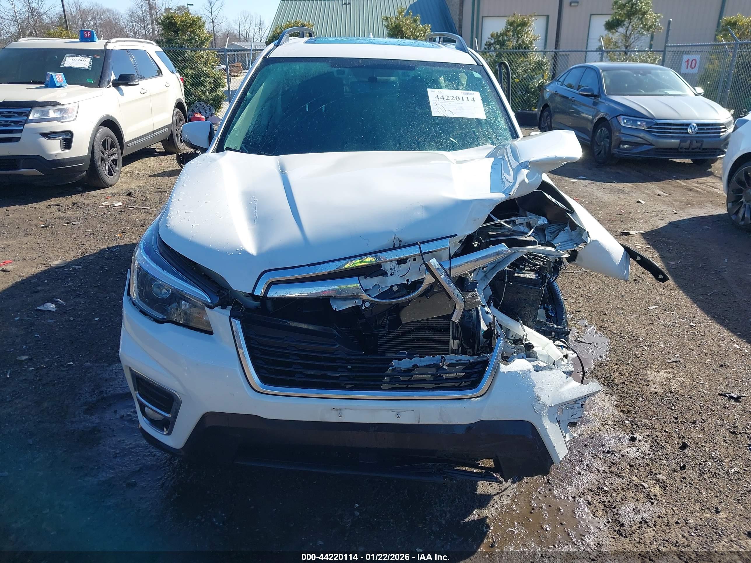 SUBARU FORESTER image 6