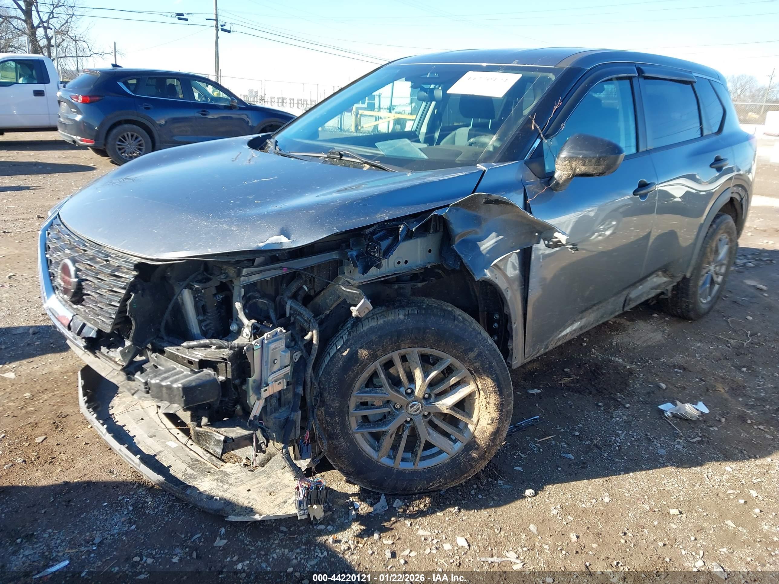 NISSAN ROGUE image 6