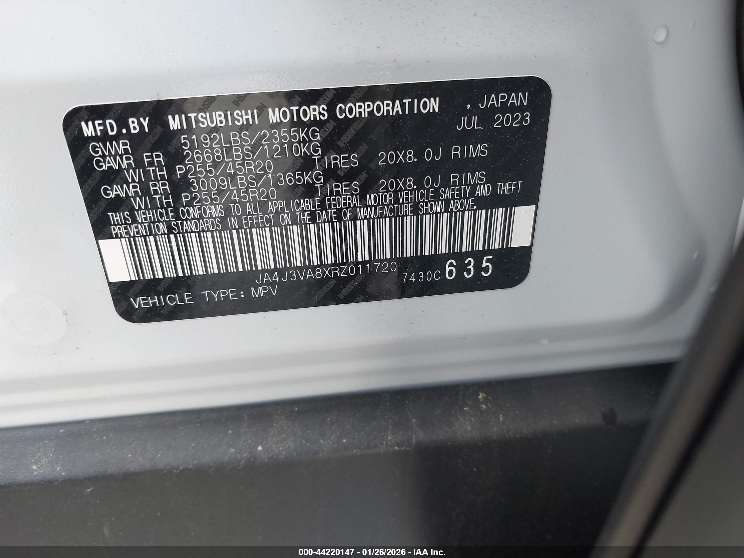 MITSUBISHI OUTLANDER image 9