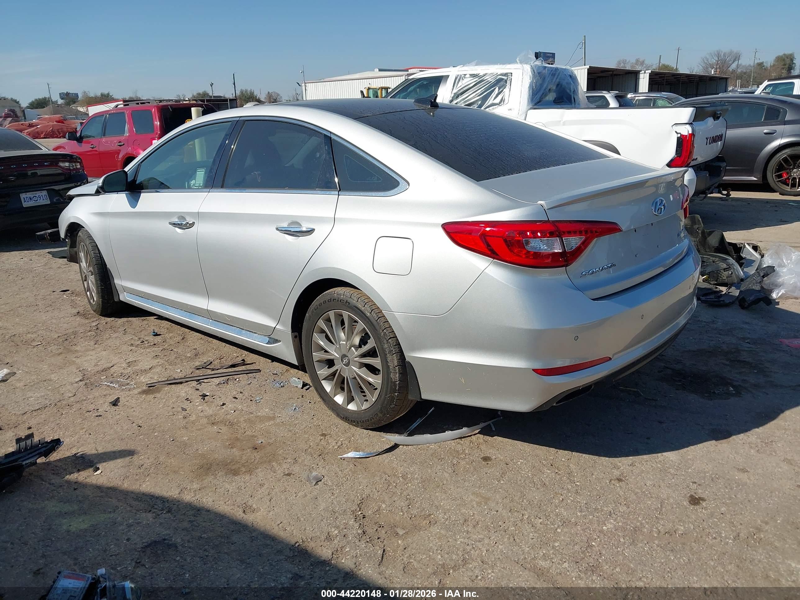 HYUNDAI SONATA image 3