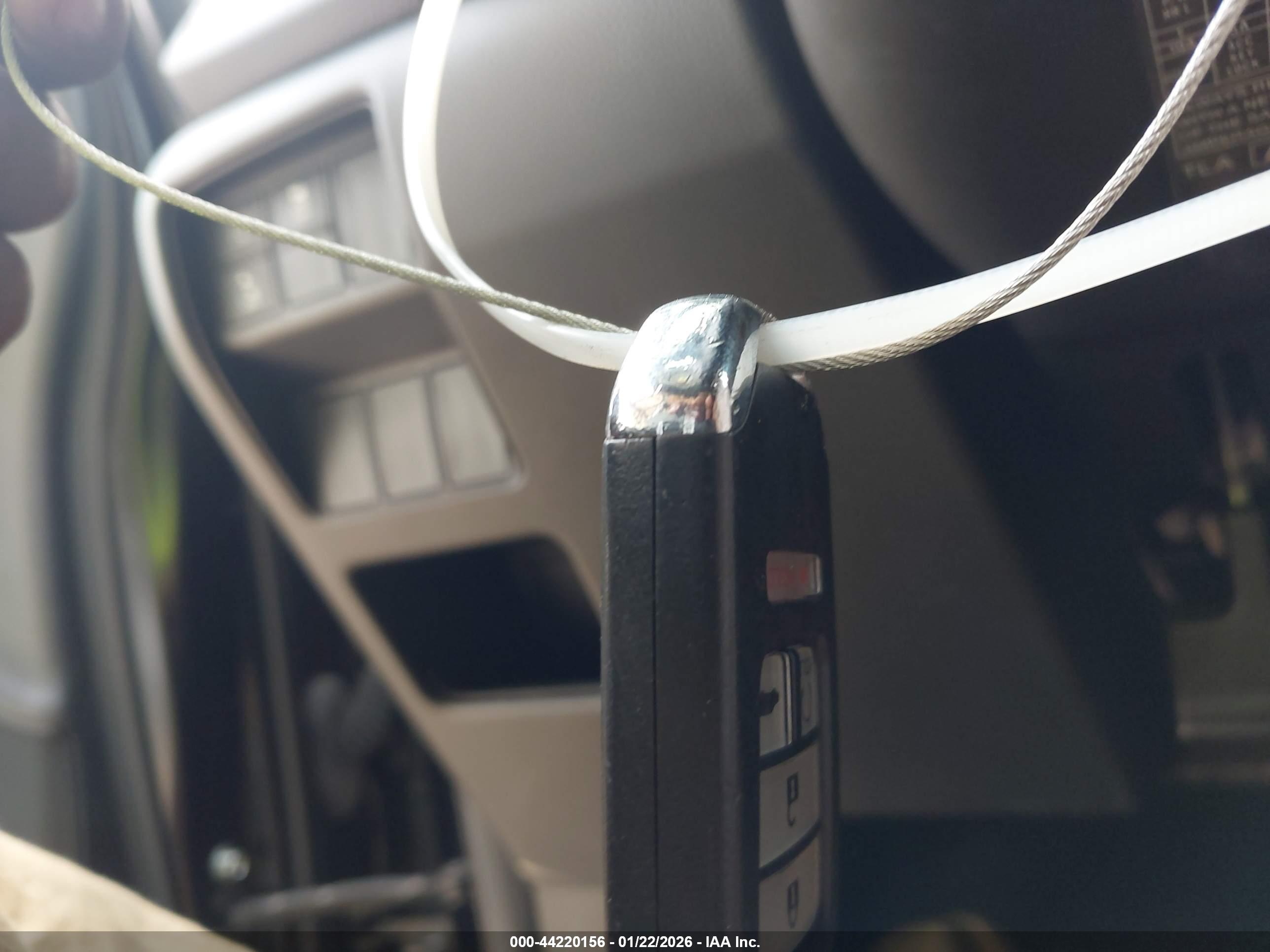 HONDA CR-V image 11