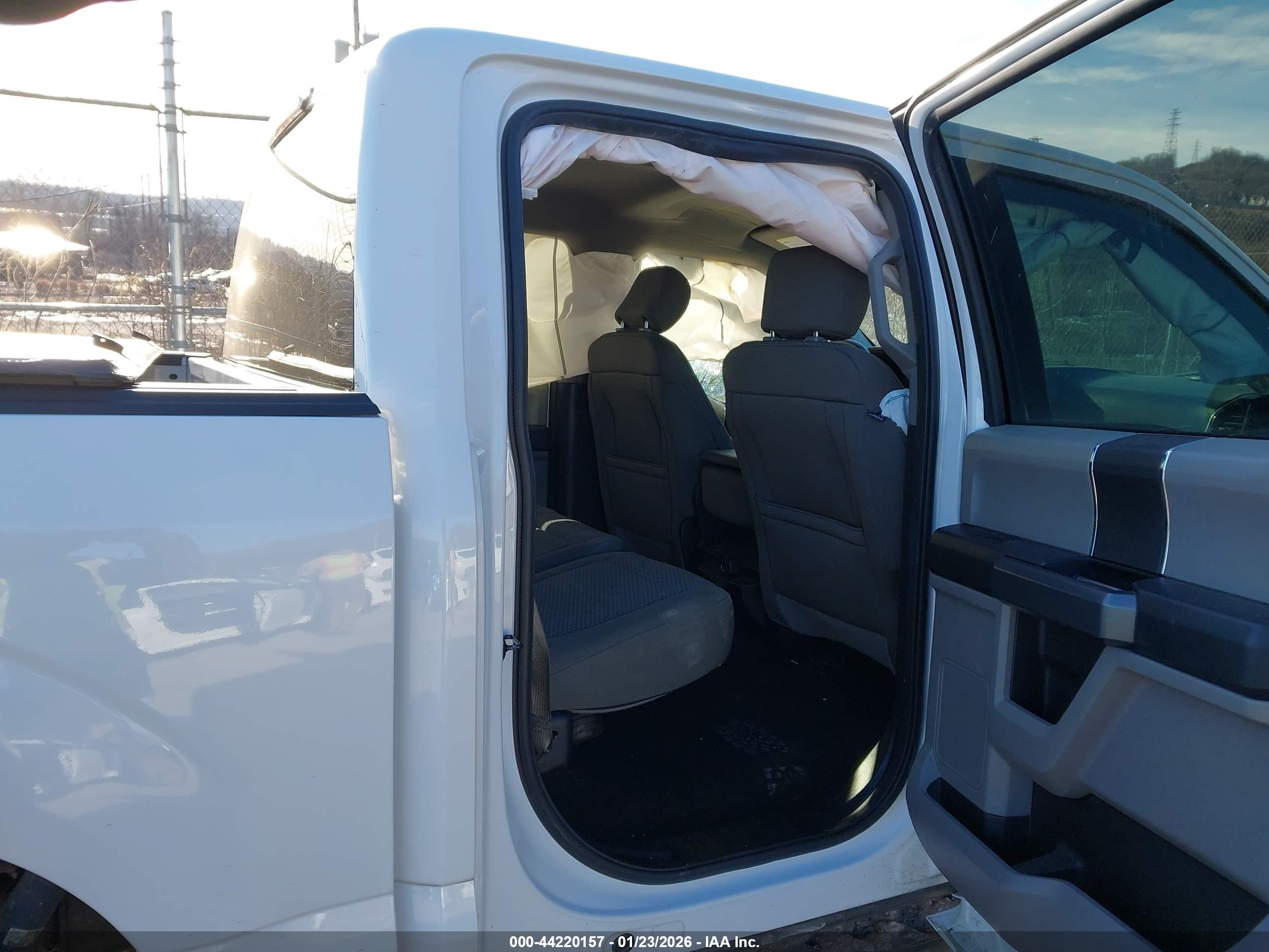 FORD F-150 image 8