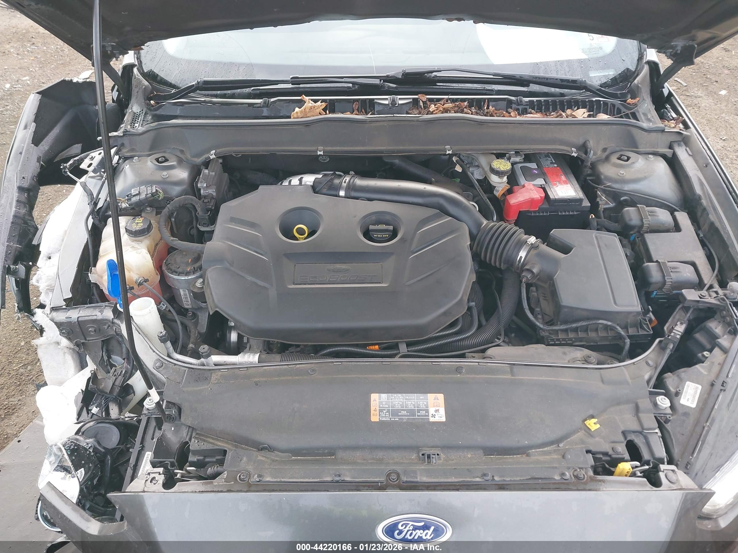 FORD FUSION image 10
