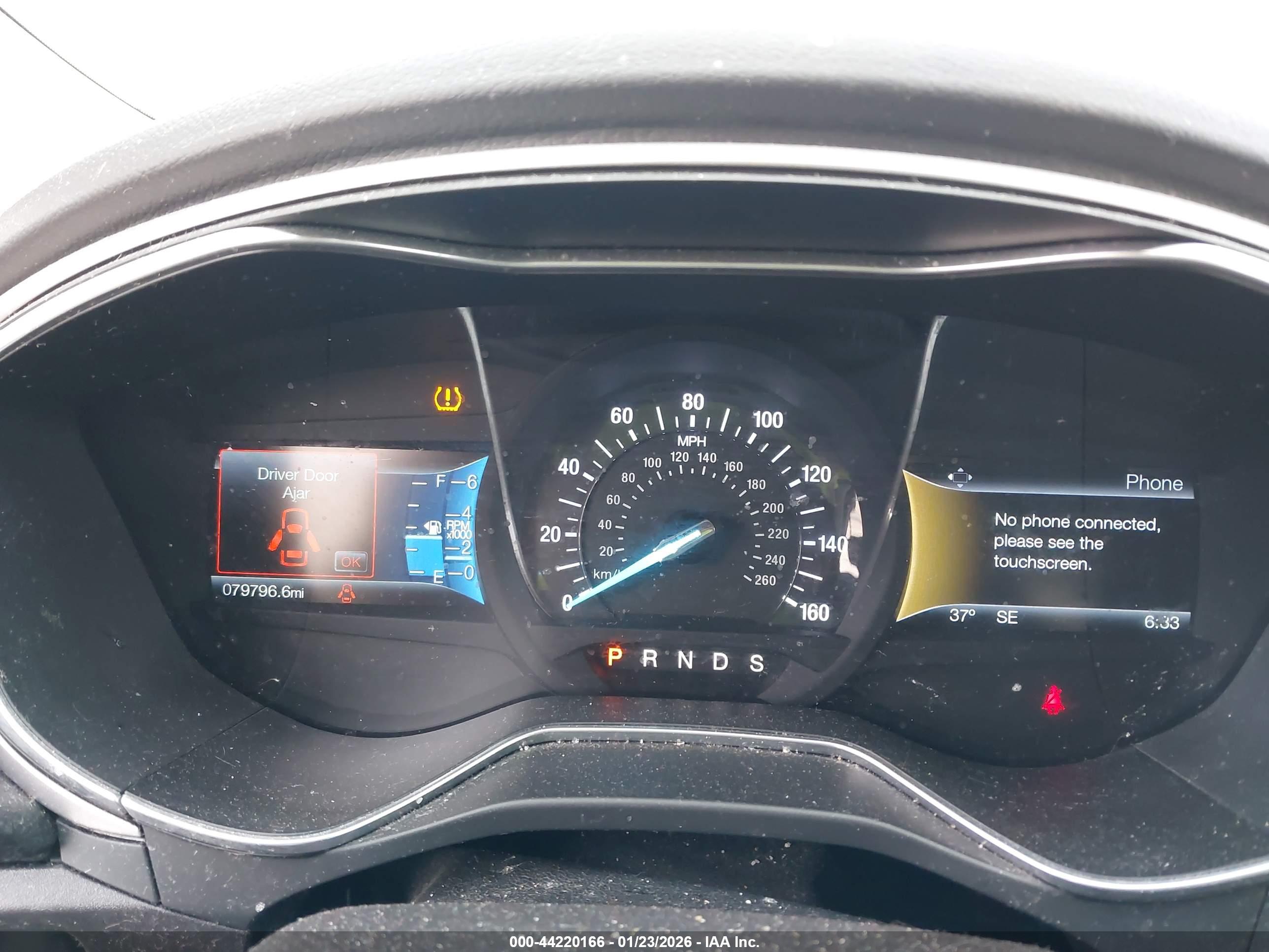FORD FUSION image 7