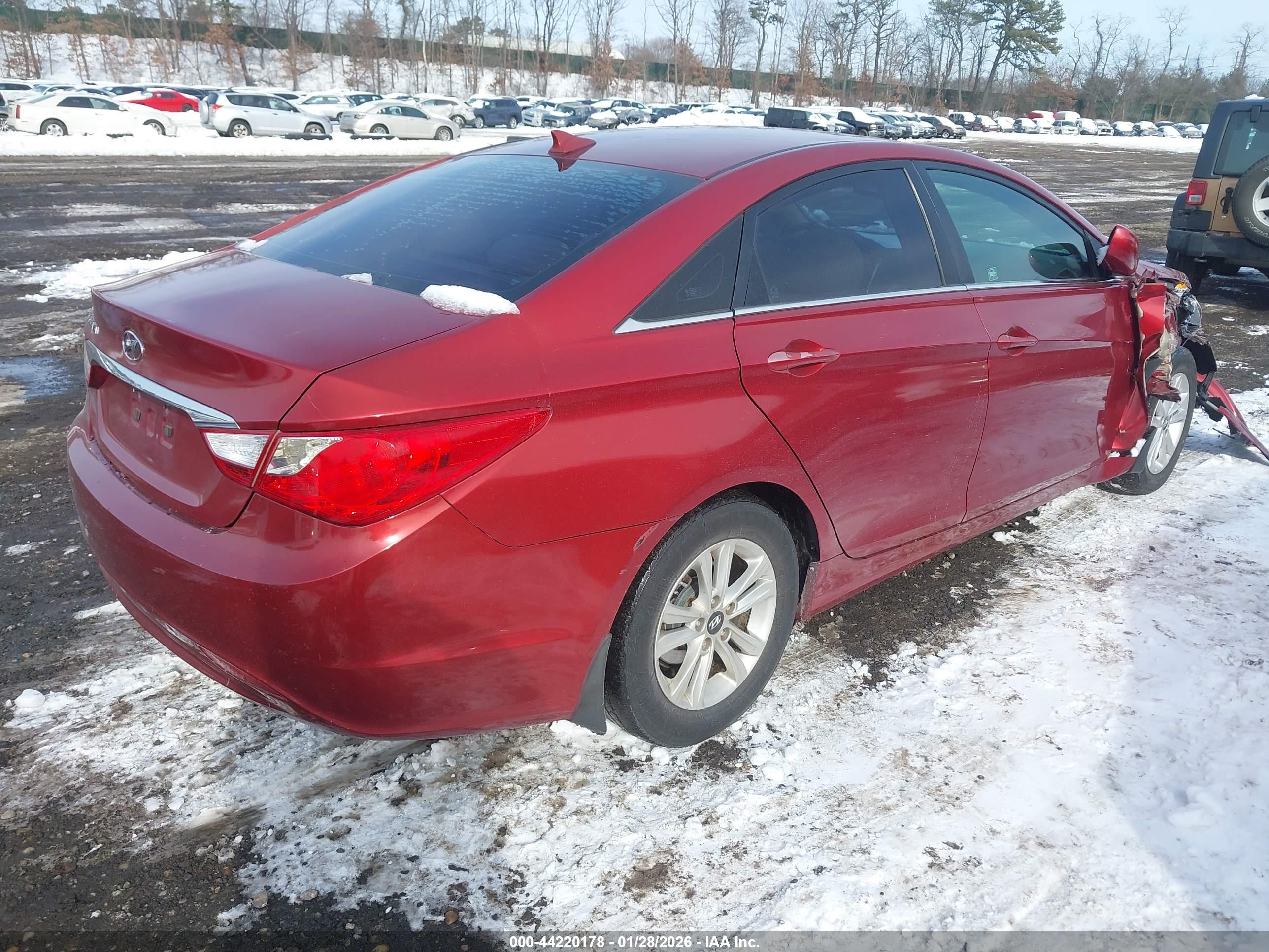 HYUNDAI SONATA image 4
