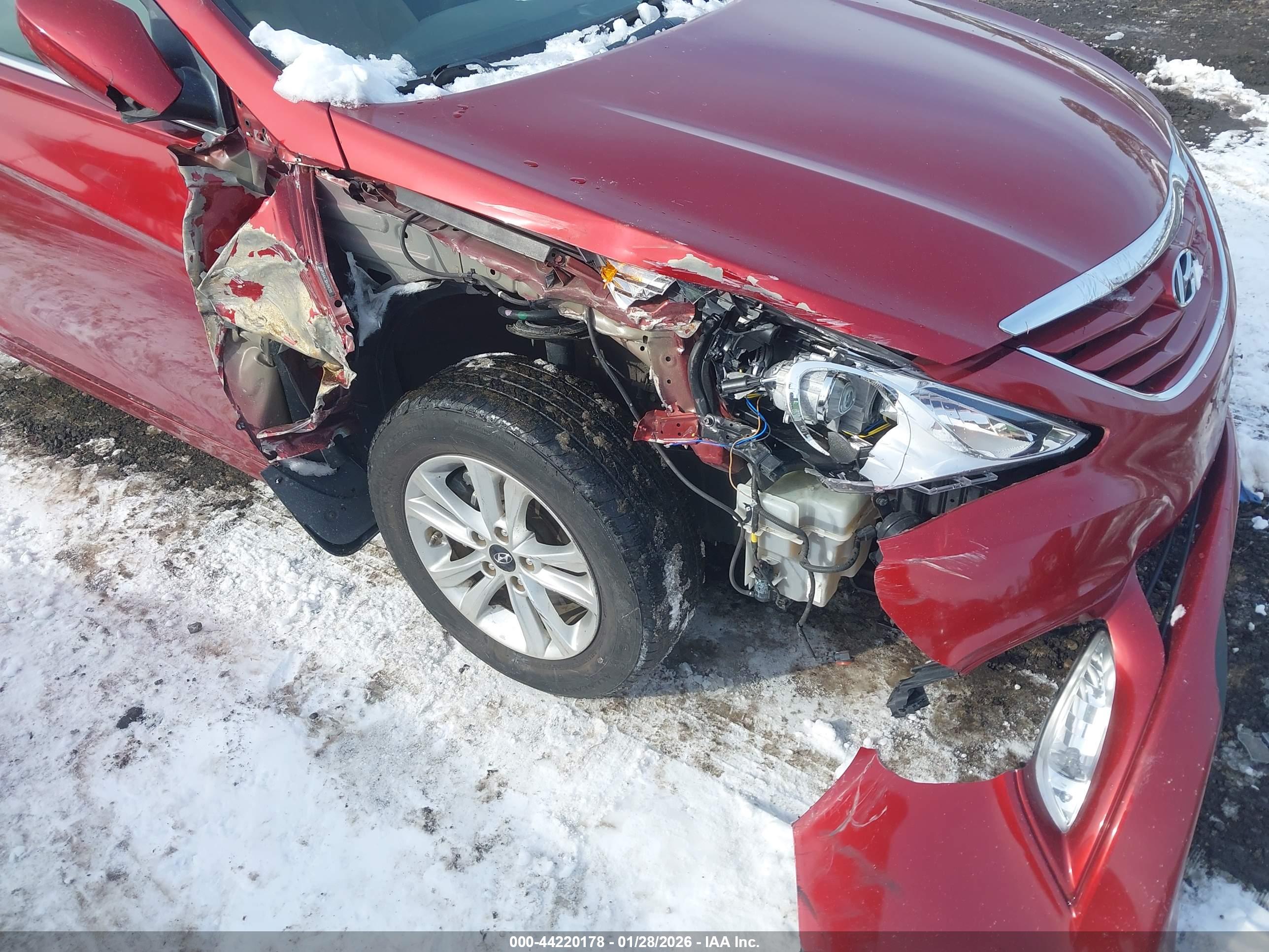 HYUNDAI SONATA image 6