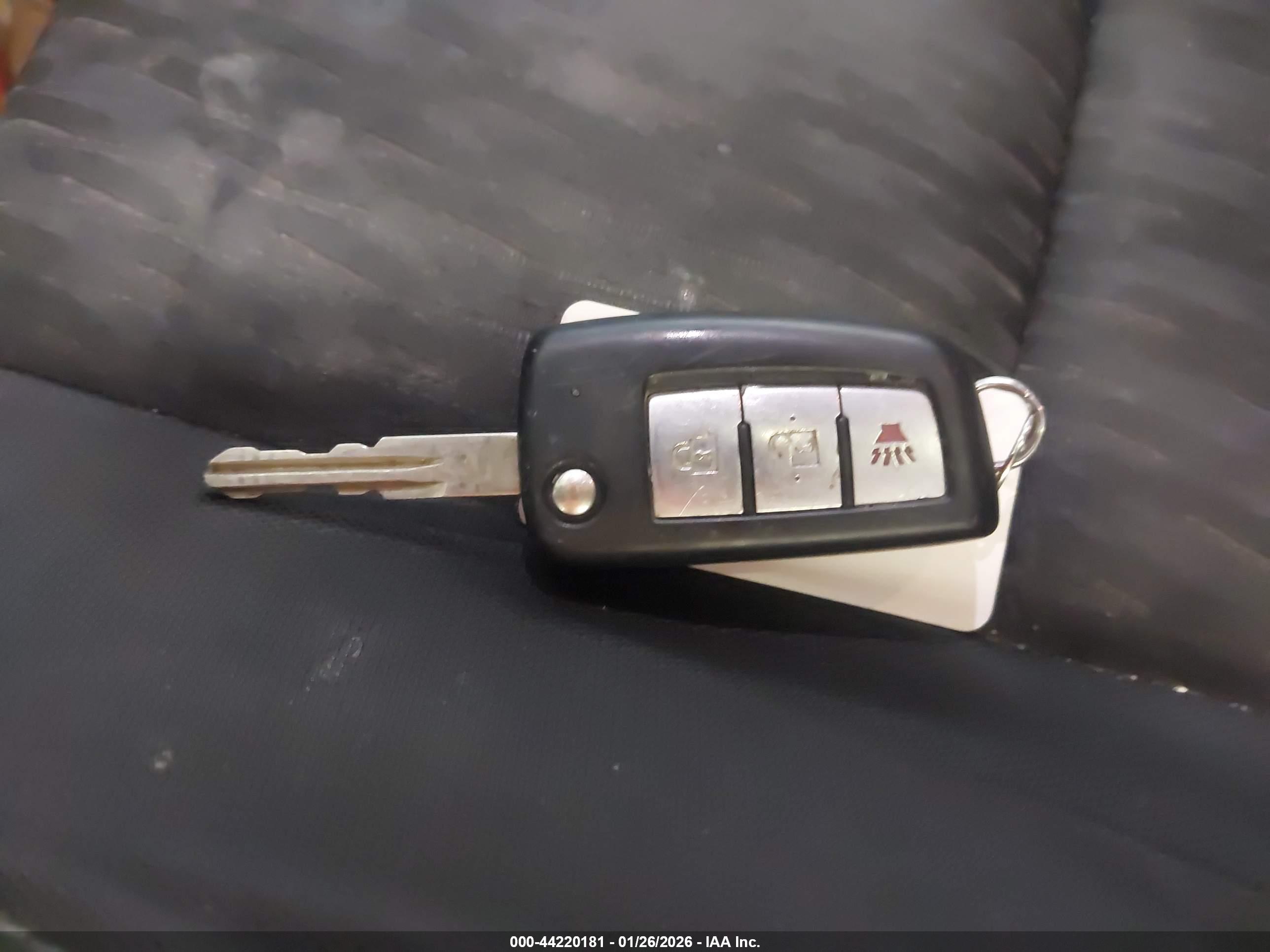 NISSAN ROGUE image 11