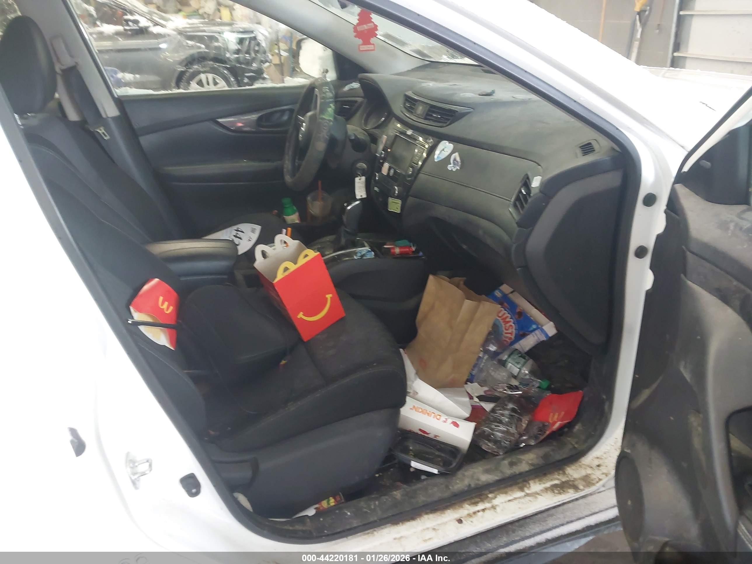 NISSAN ROGUE image 5