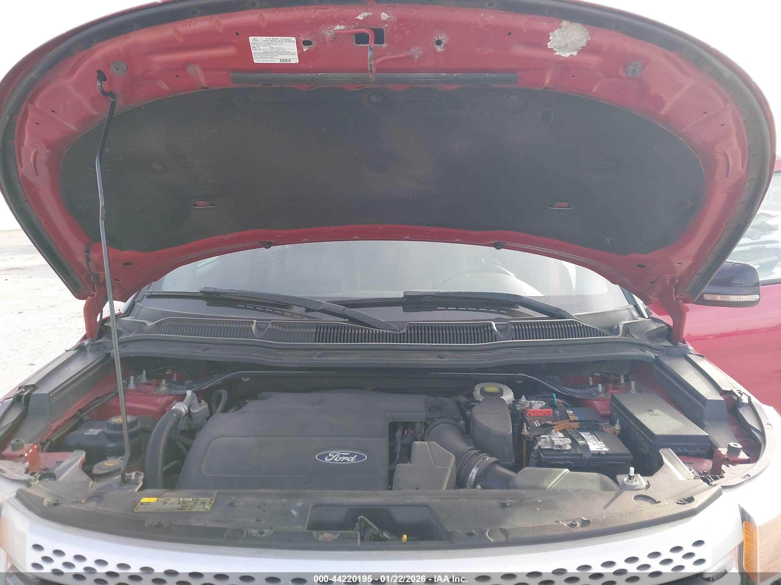 FORD EXPLORER image 10