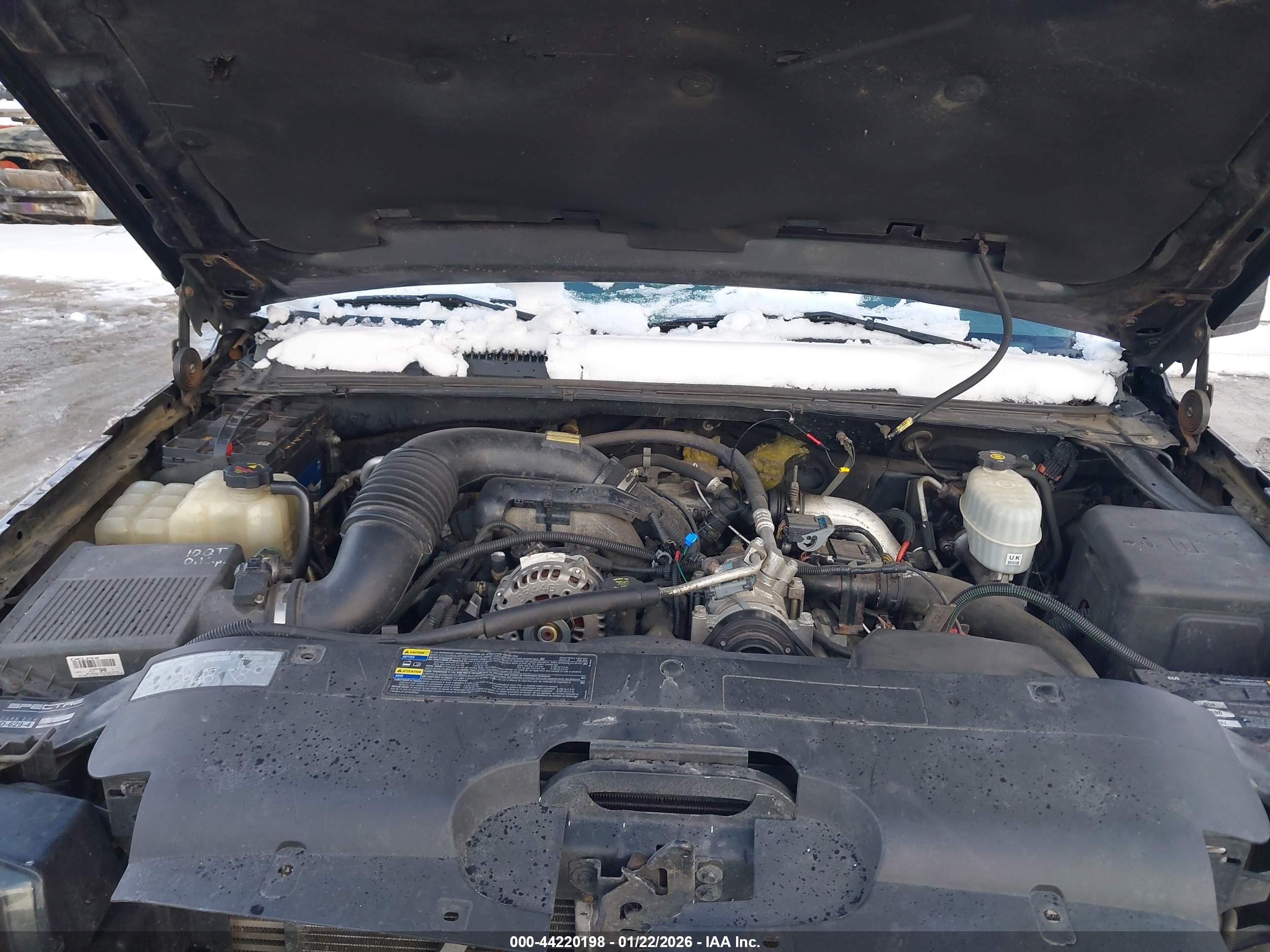 CHEVROLET SILVERADO image 10