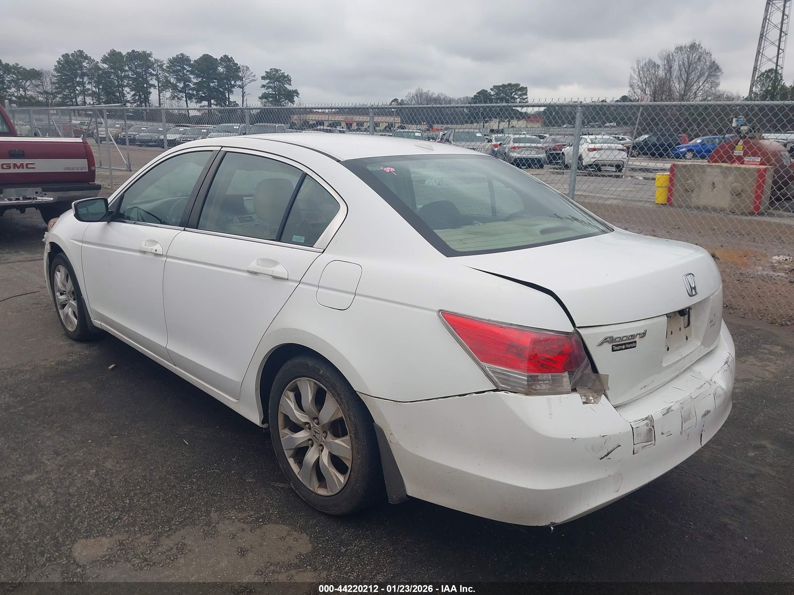 HONDA ACCORD image 3