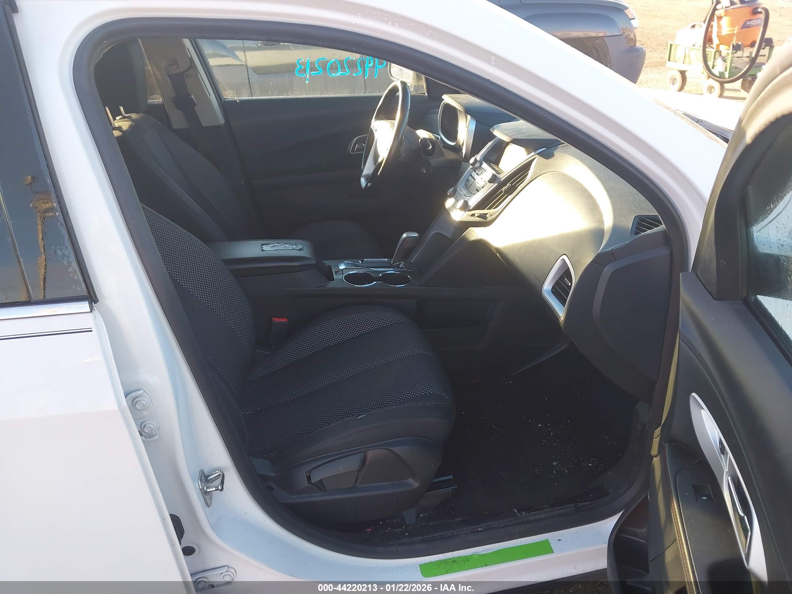 CHEVROLET EQUINOX image 5