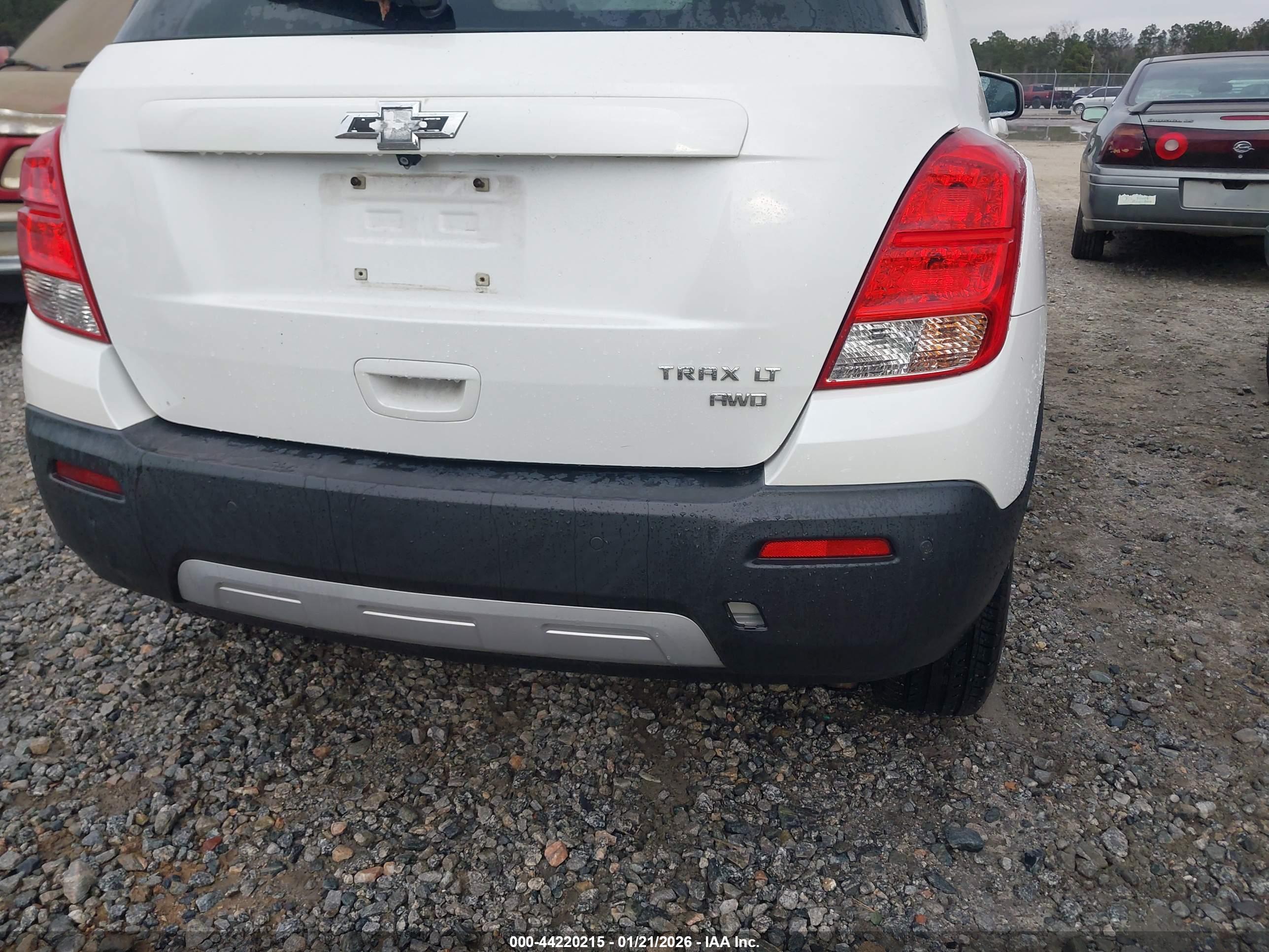 CHEVROLET TRAX image 6