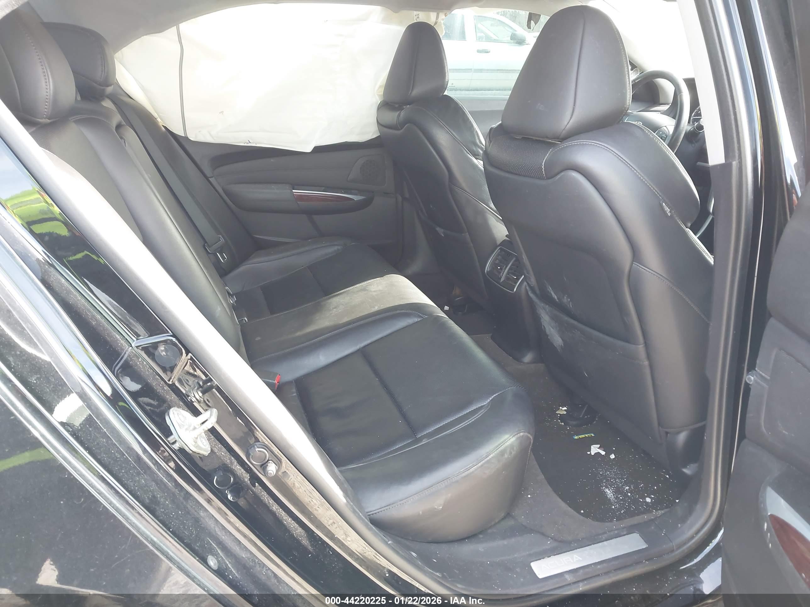 ACURA TLX image 8