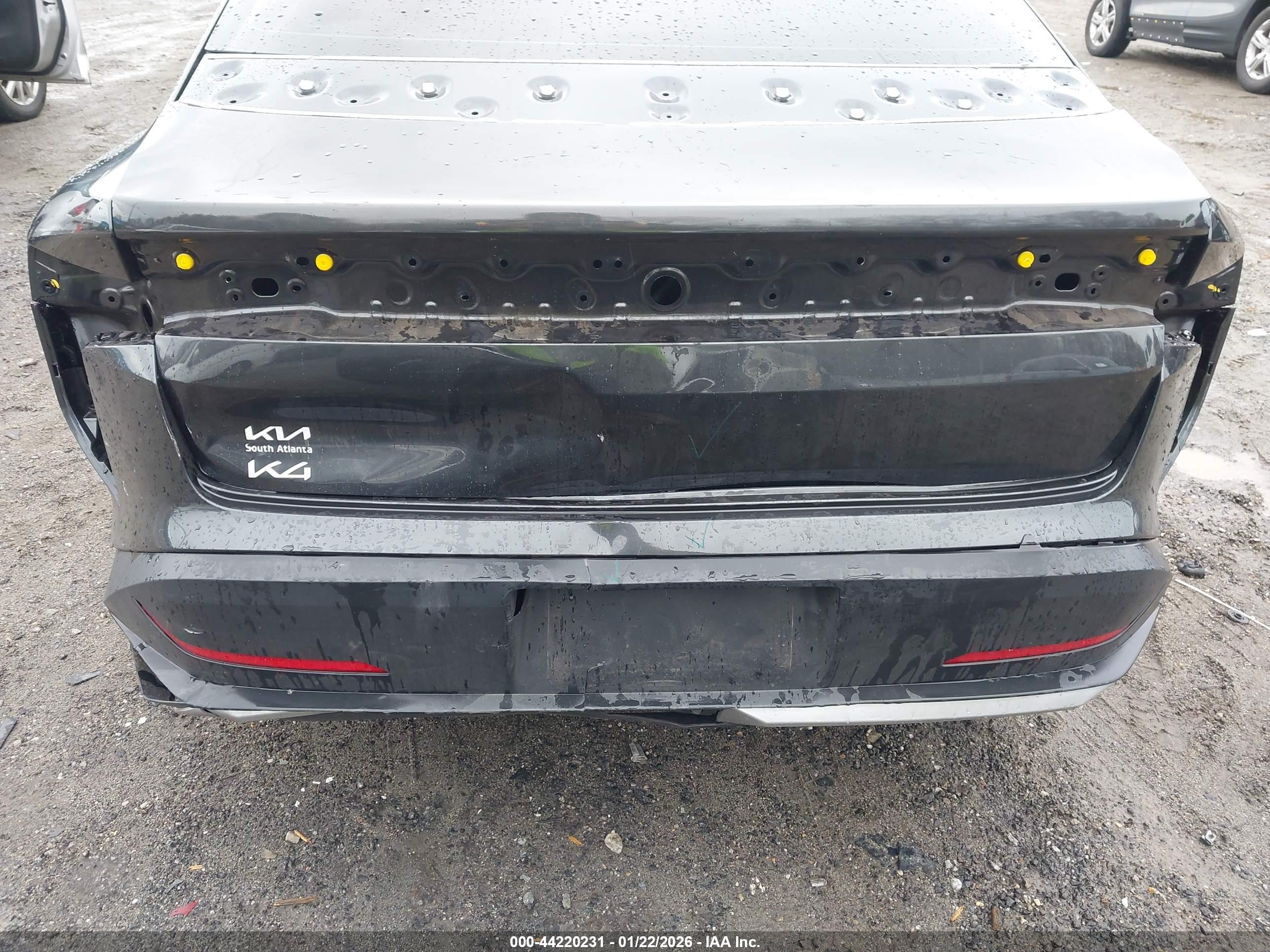 KIA K4 image 6