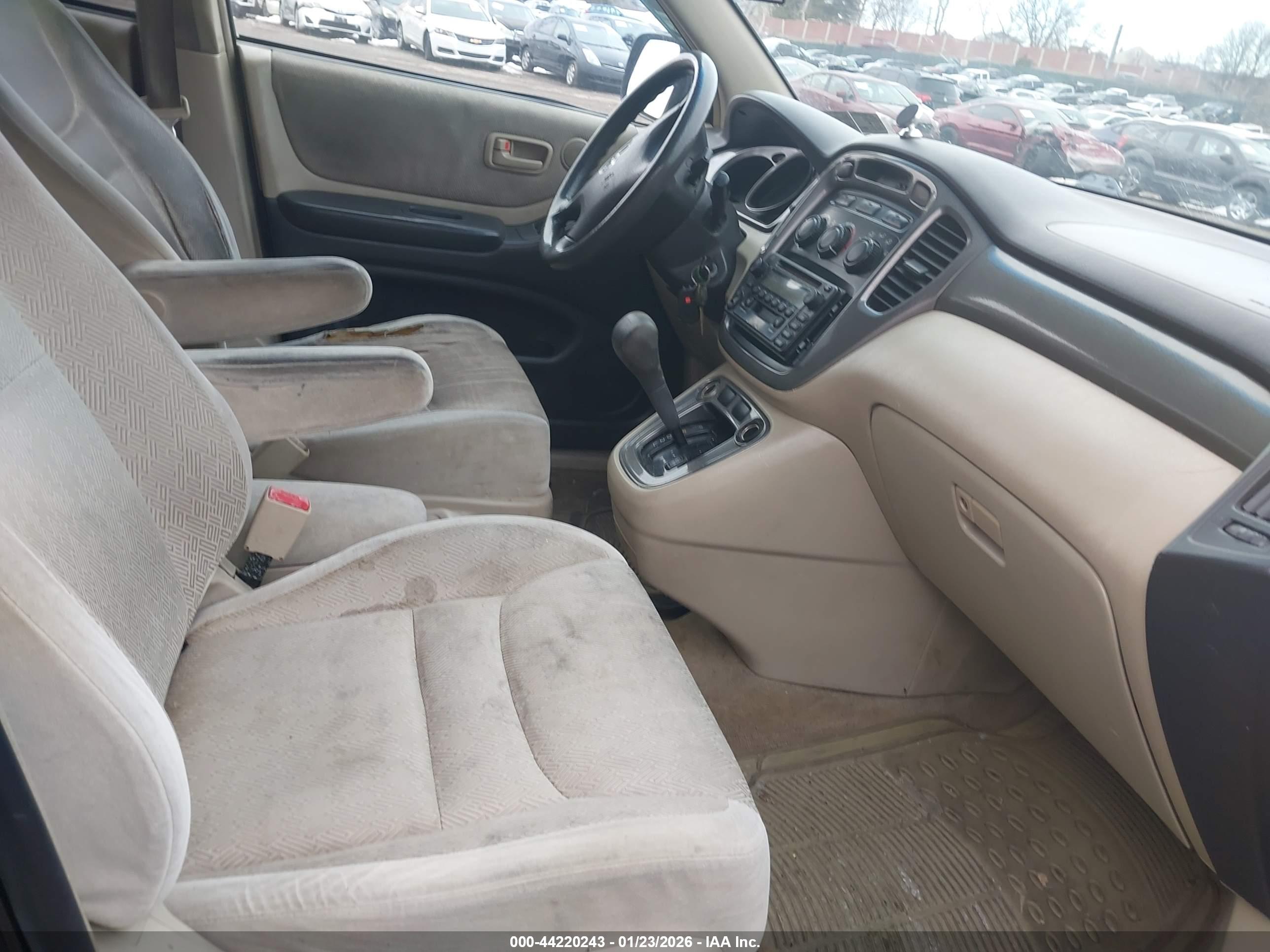 TOYOTA HIGHLANDER image 5