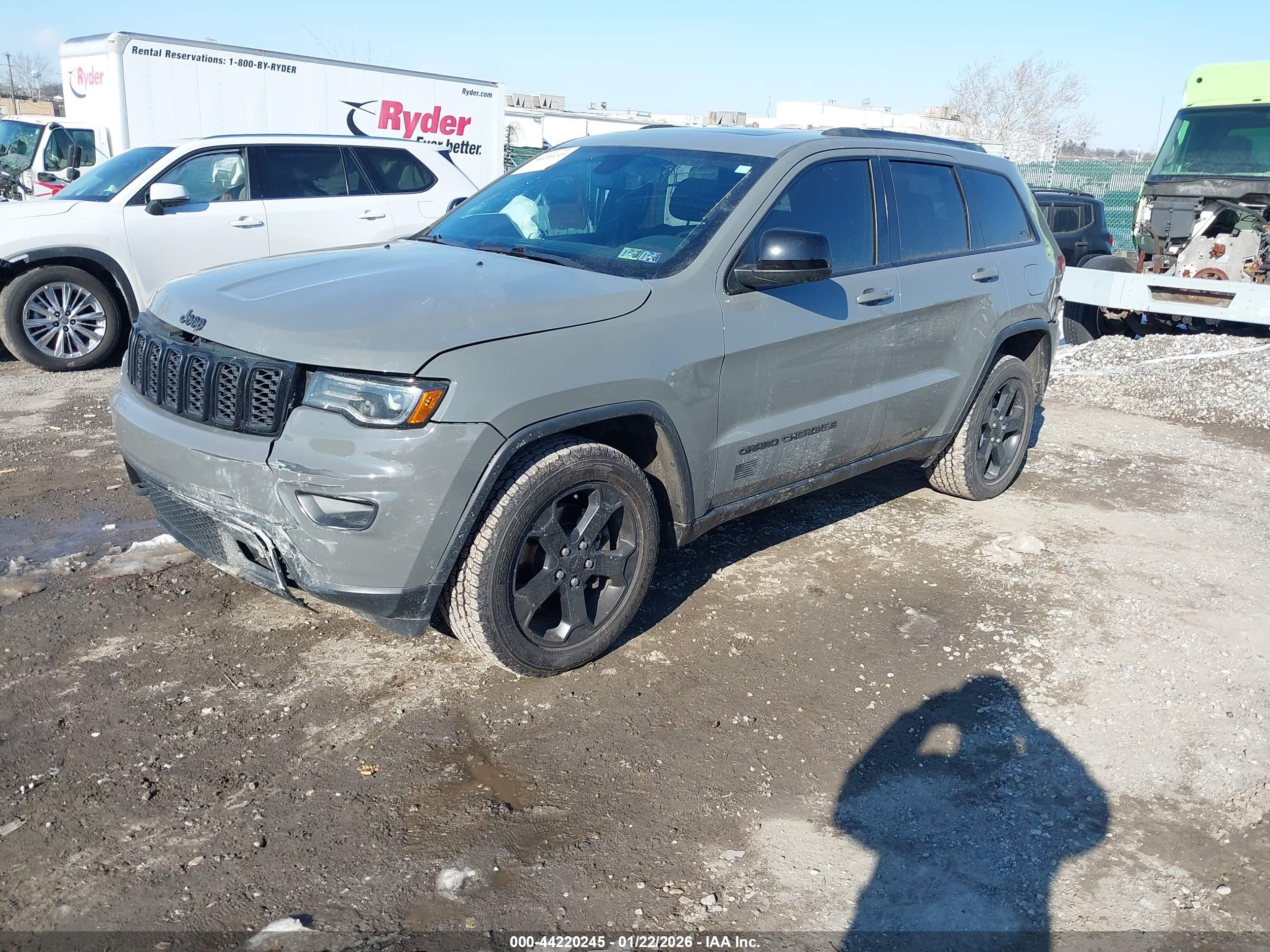 JEEP GRAND image 2