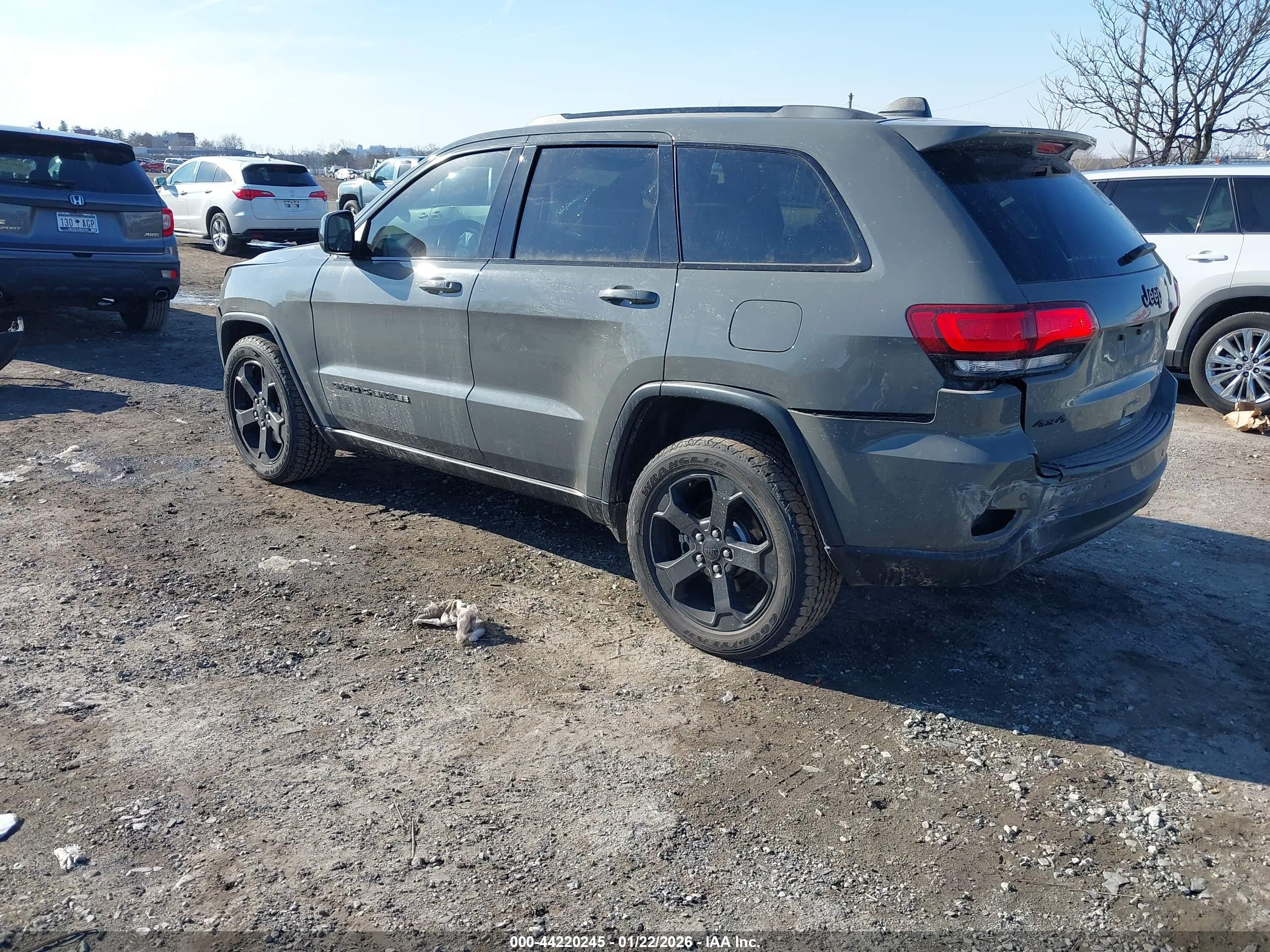 JEEP GRAND image 3