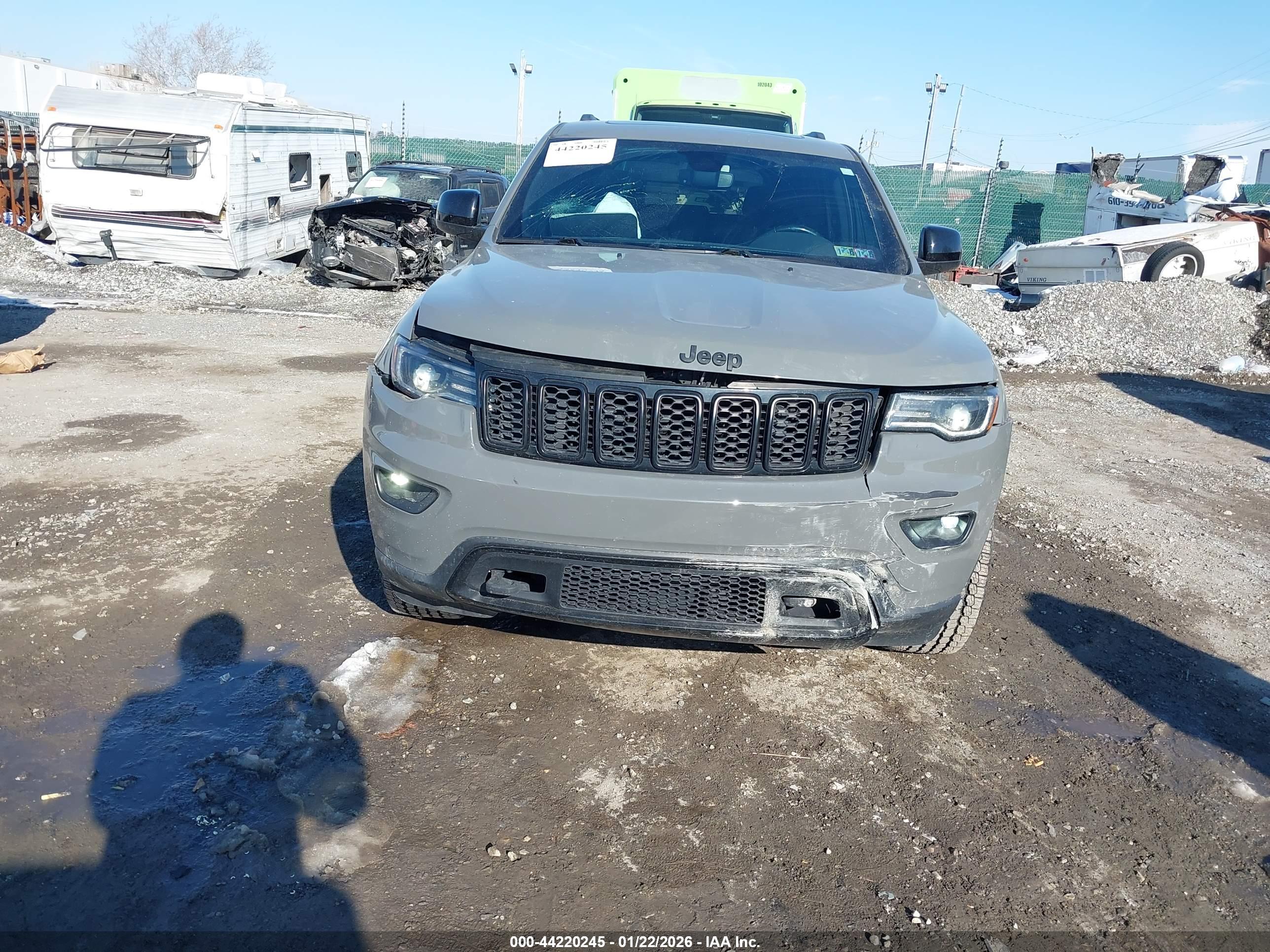 JEEP GRAND image 6