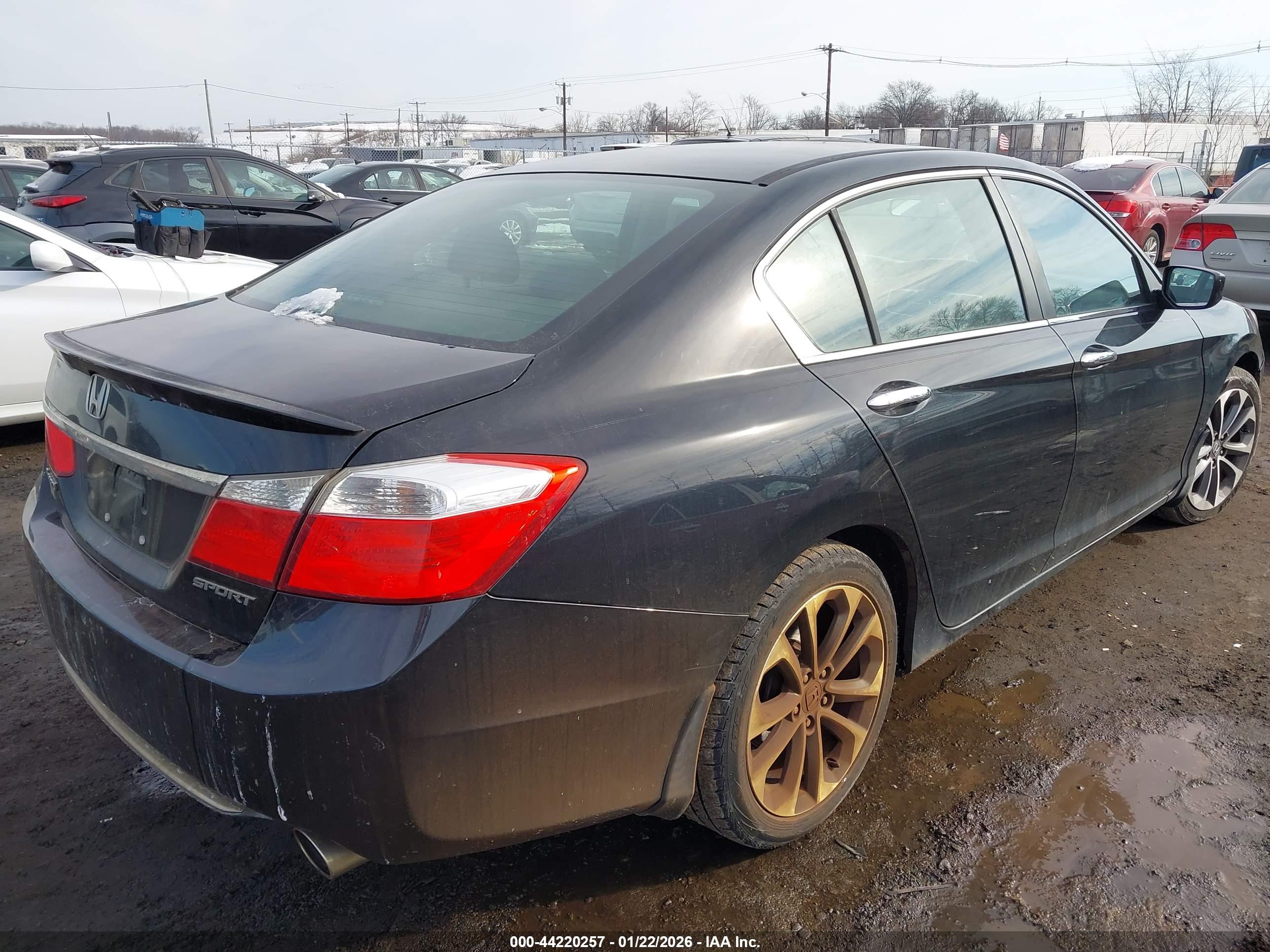 HONDA ACCORD image 4