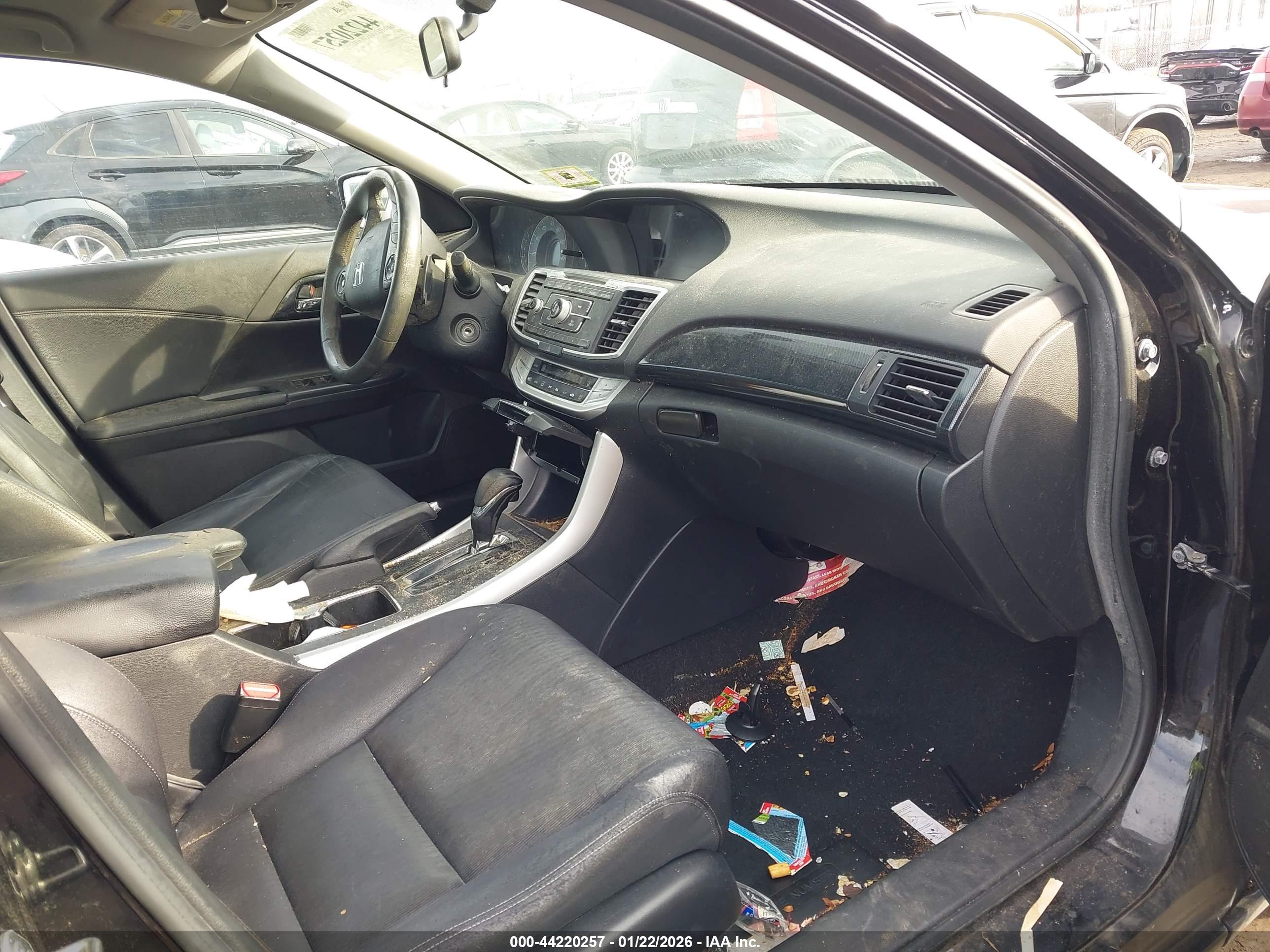 HONDA ACCORD image 5