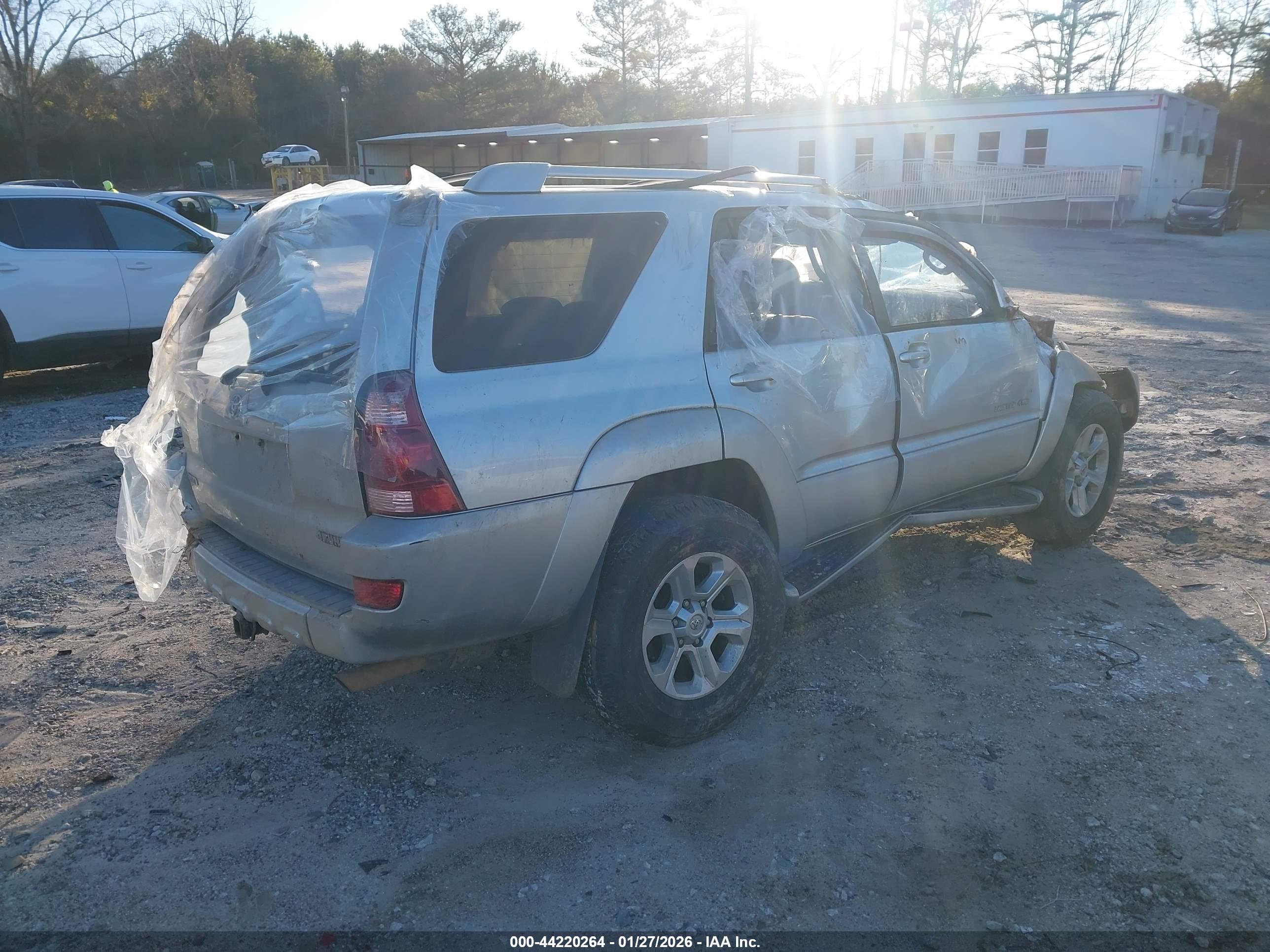 TOYOTA 4RUNNER image 4