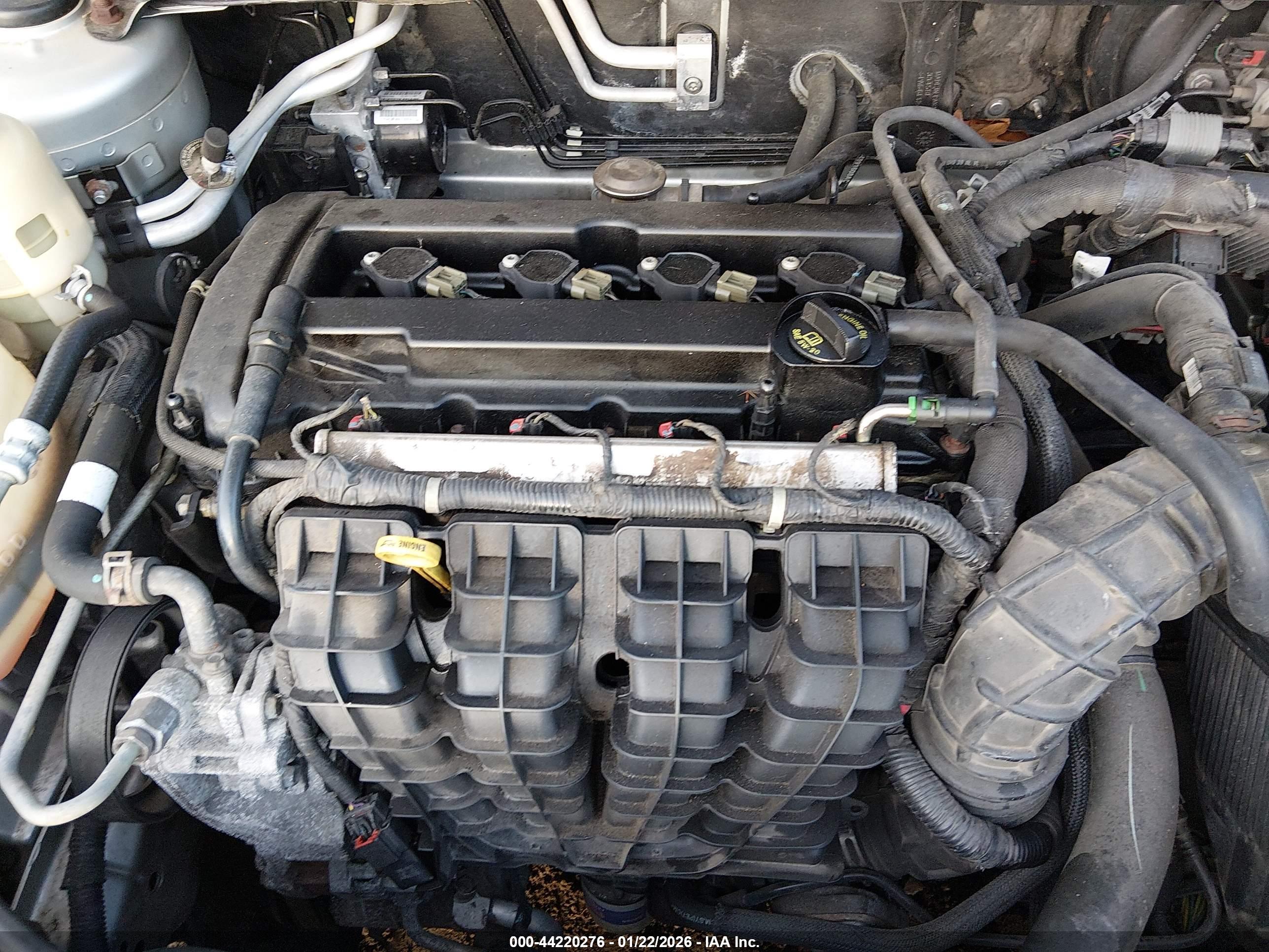 CHRYSLER 200 image 6