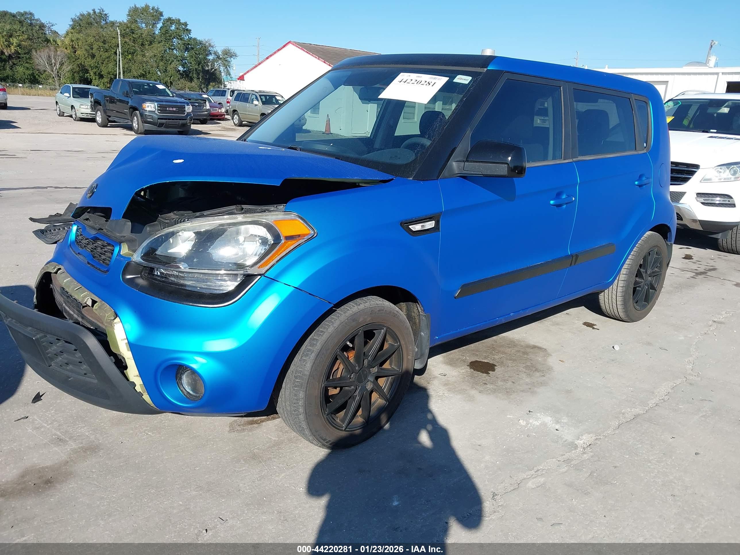 KIA SOUL image 2