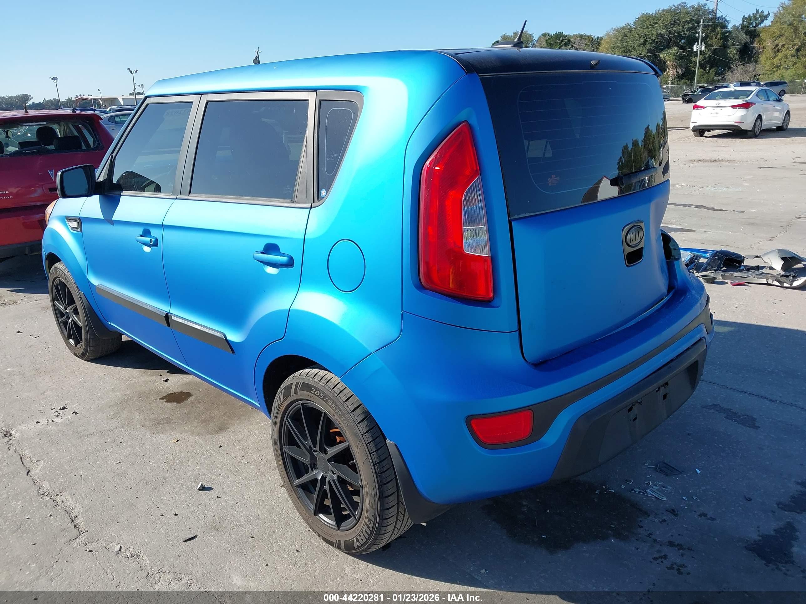 KIA SOUL image 3