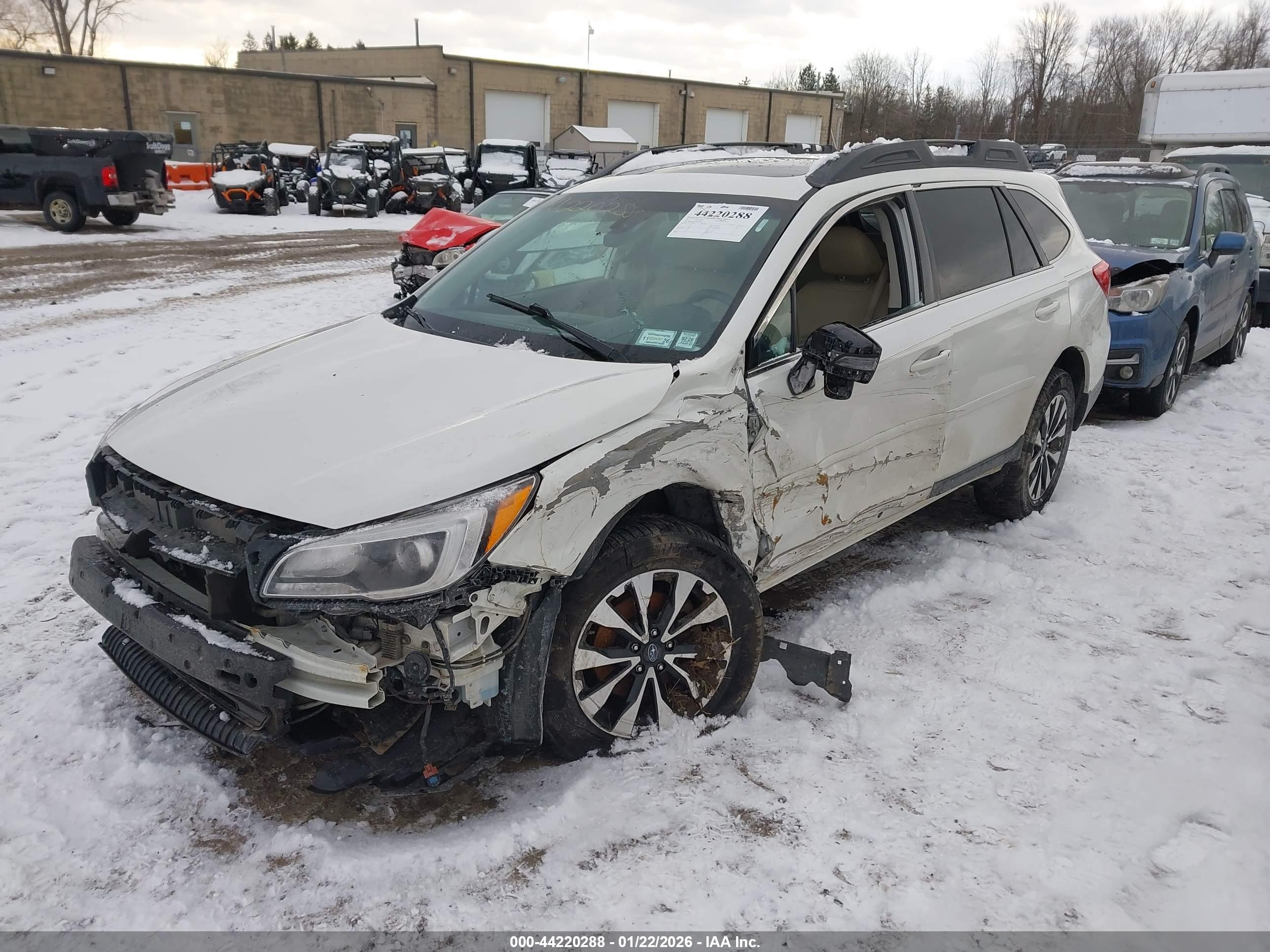 SUBARU OUTBACK image 2