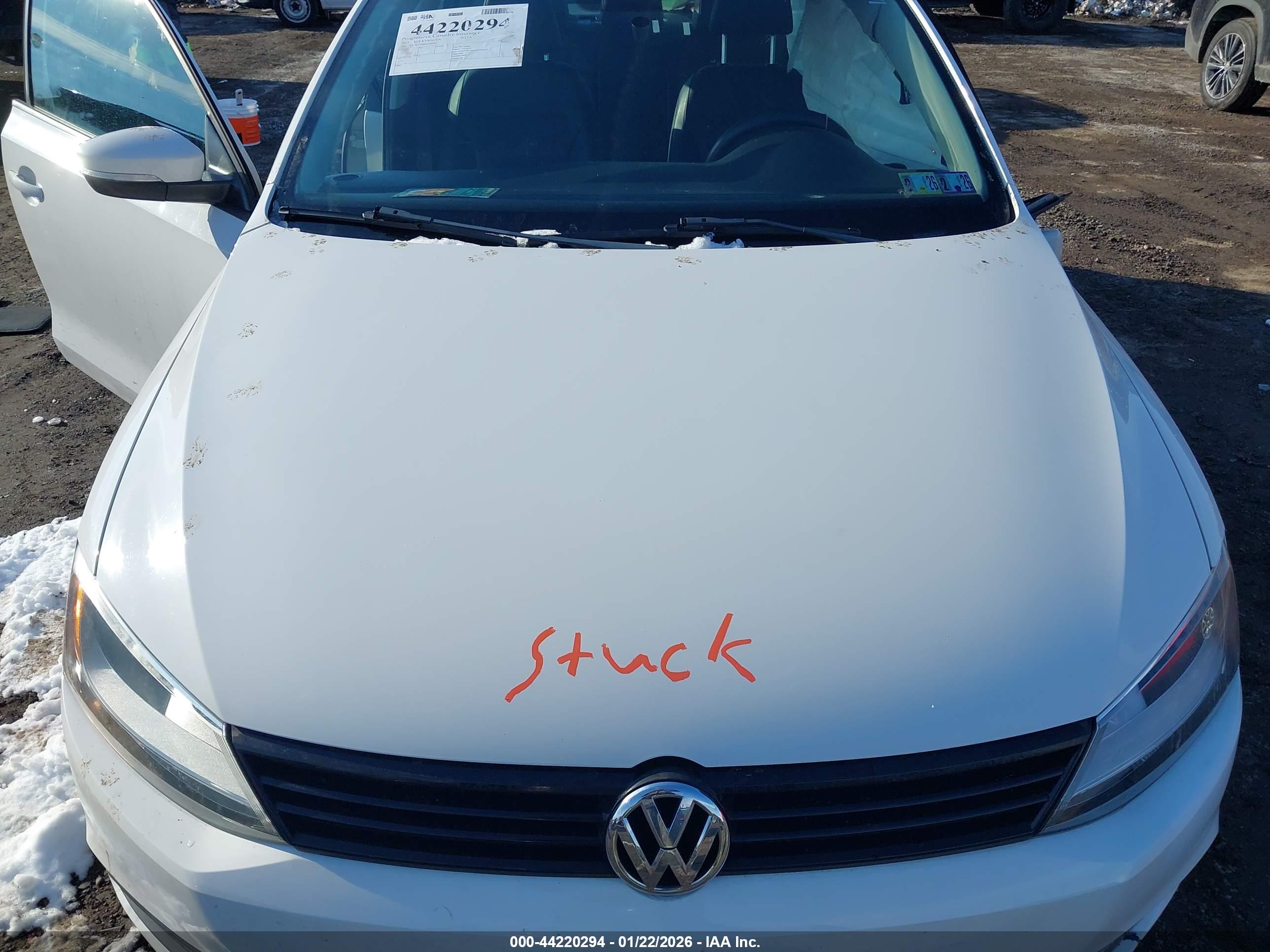 VOLKSWAGEN JETTA image 10