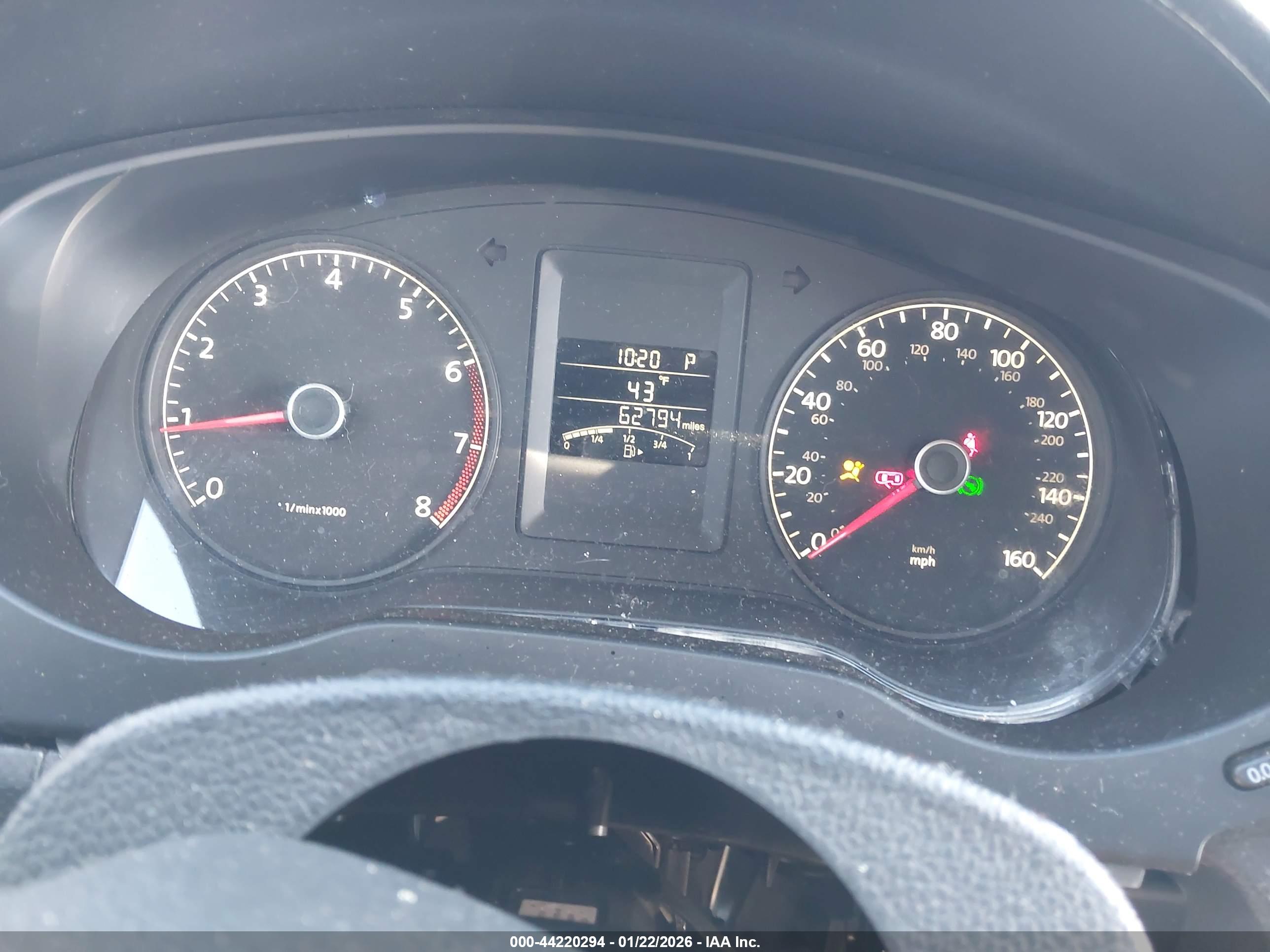 VOLKSWAGEN JETTA image 7