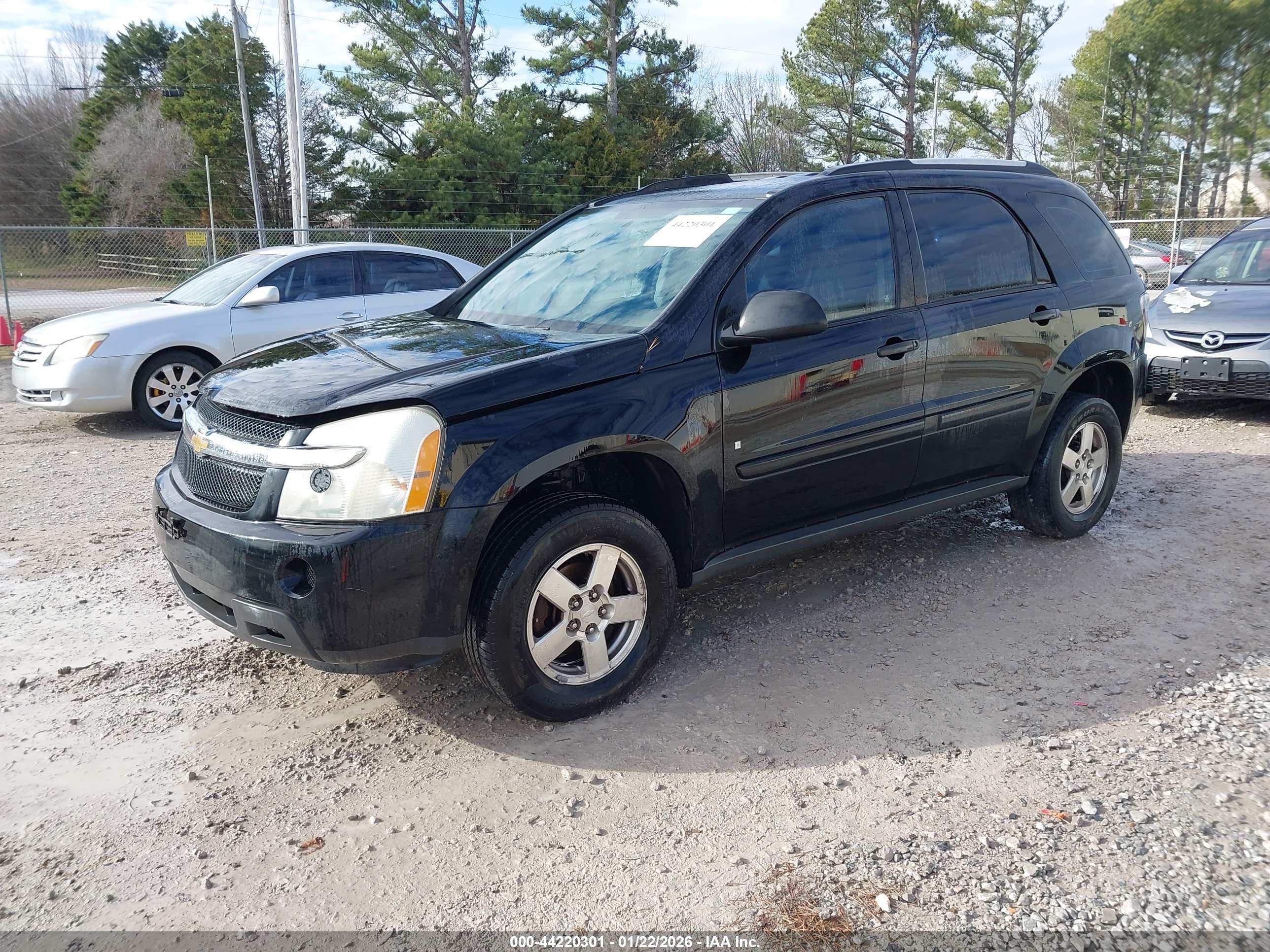 CHEVROLET EQUINOX image 2