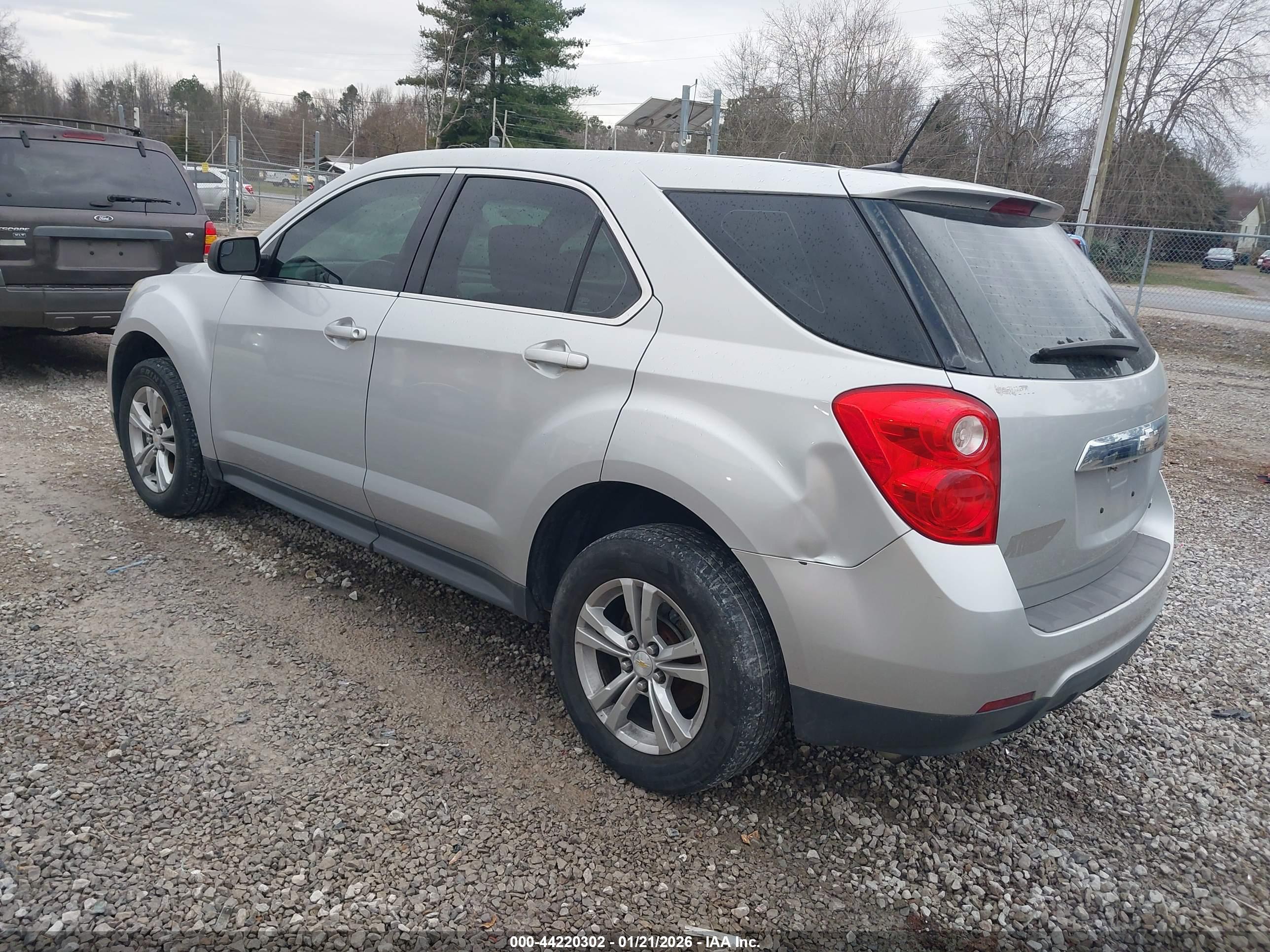 CHEVROLET EQUINOX image 3