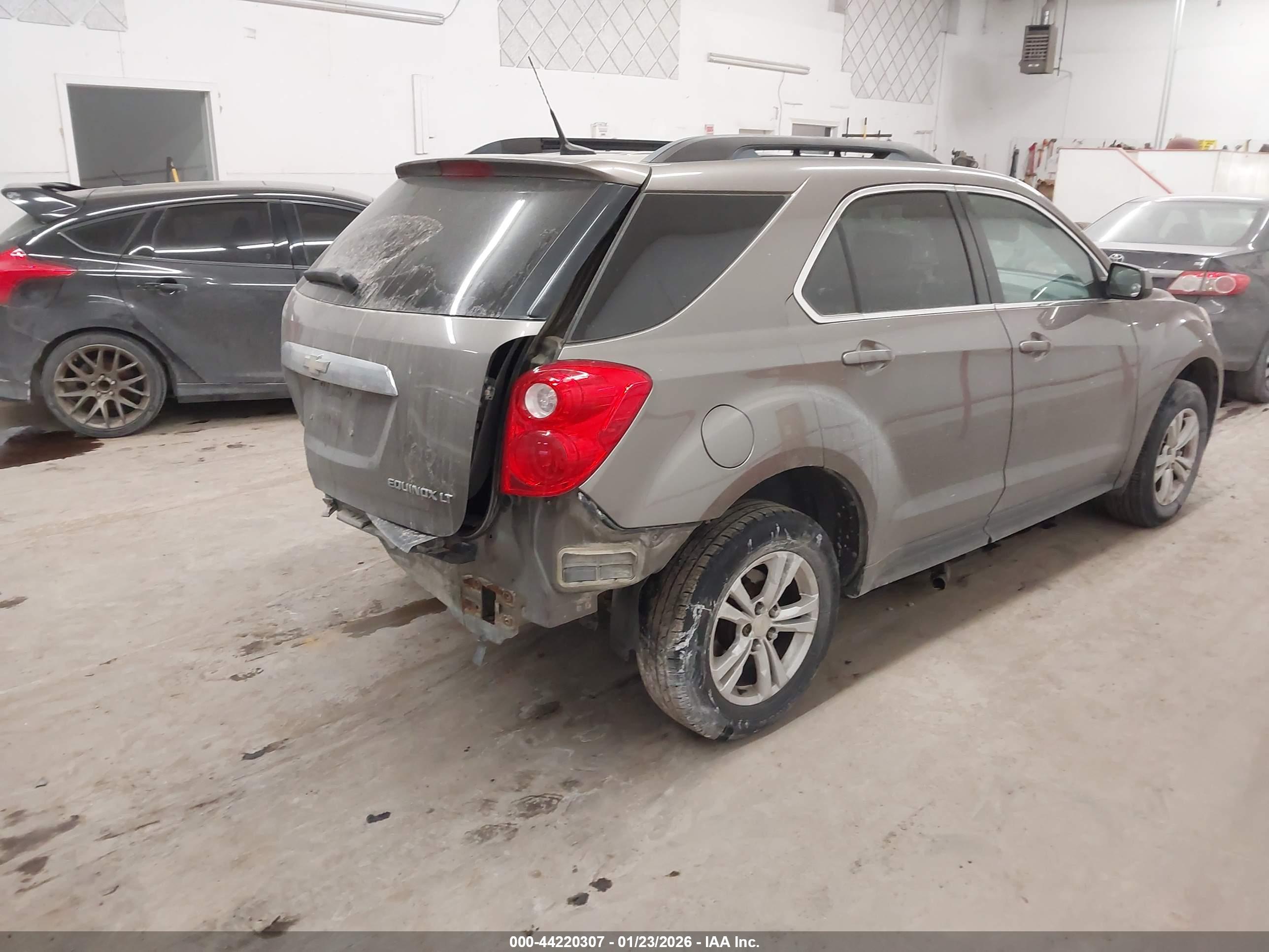 CHEVROLET EQUINOX image 4