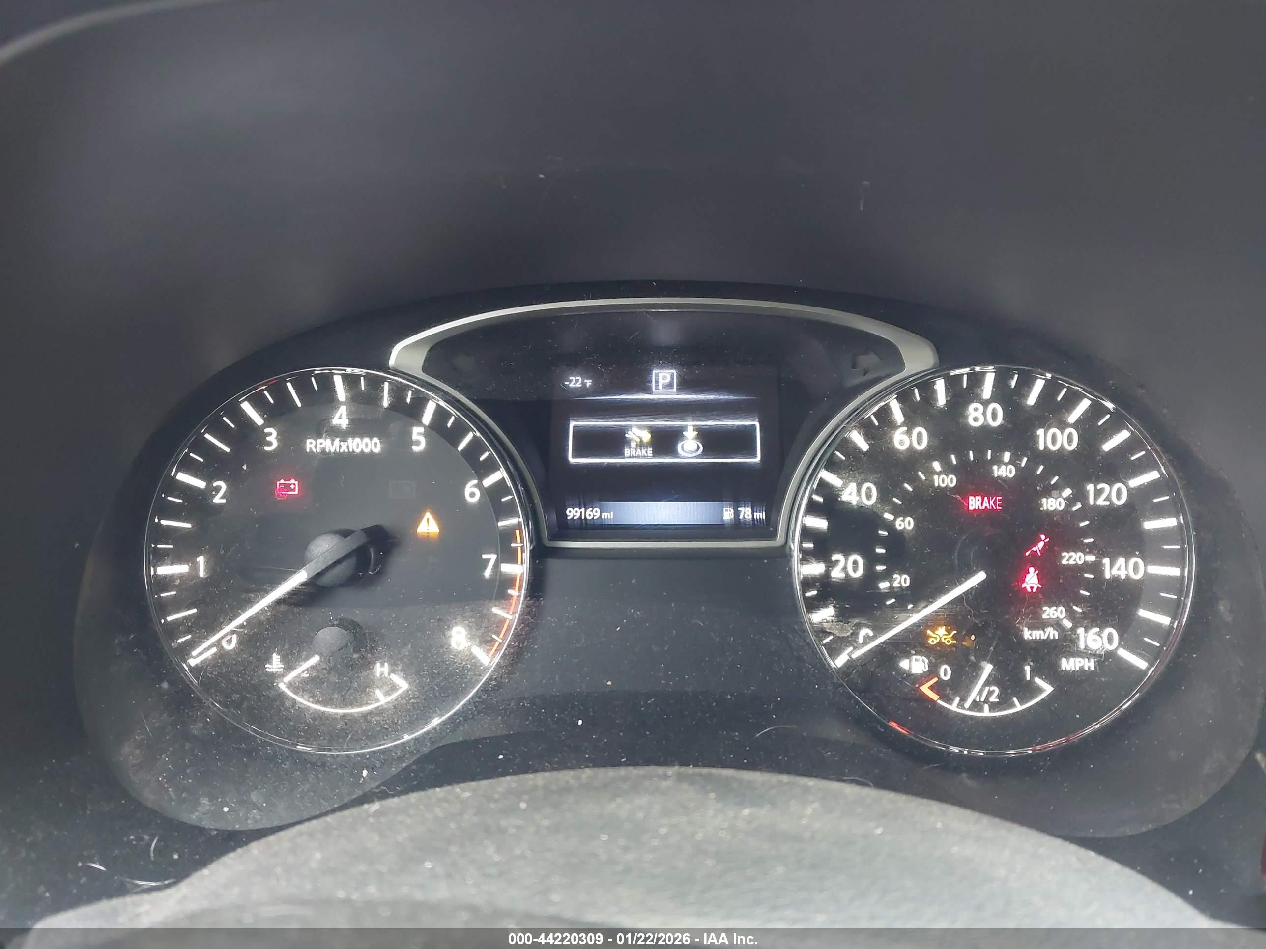 NISSAN PATHFINDER image 7