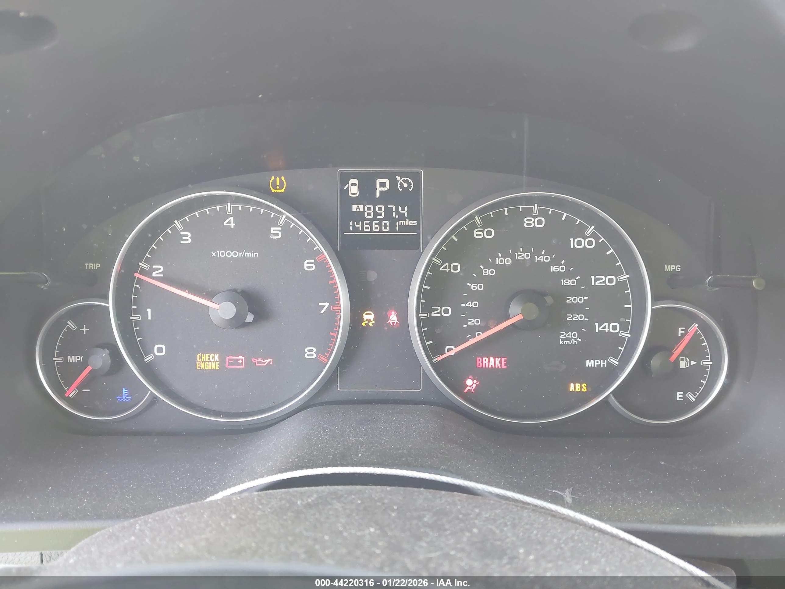 SUBARU OUTBACK image 7